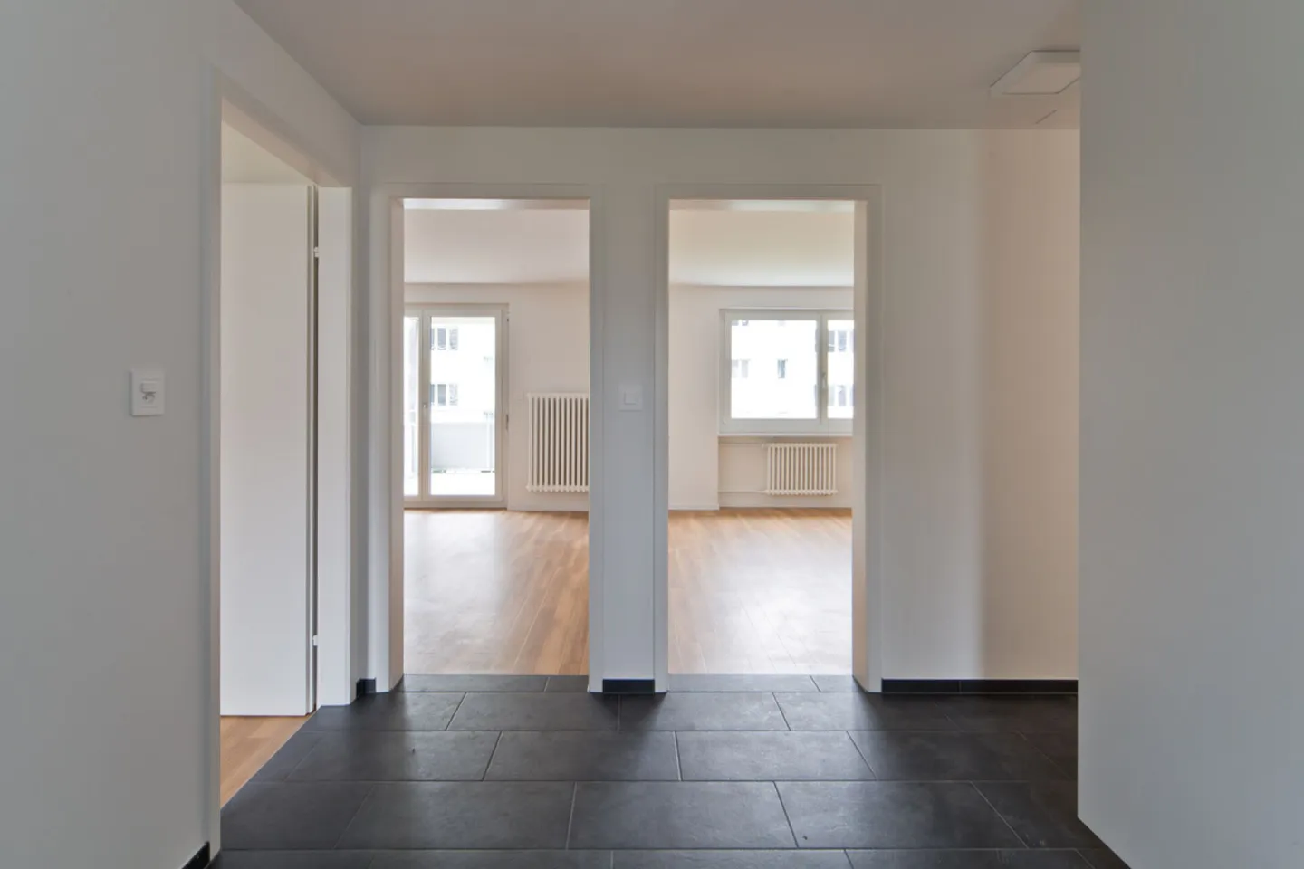 Appartamento 4.5 stanze ristrutturato con grande balcone - Foto 4 di 5