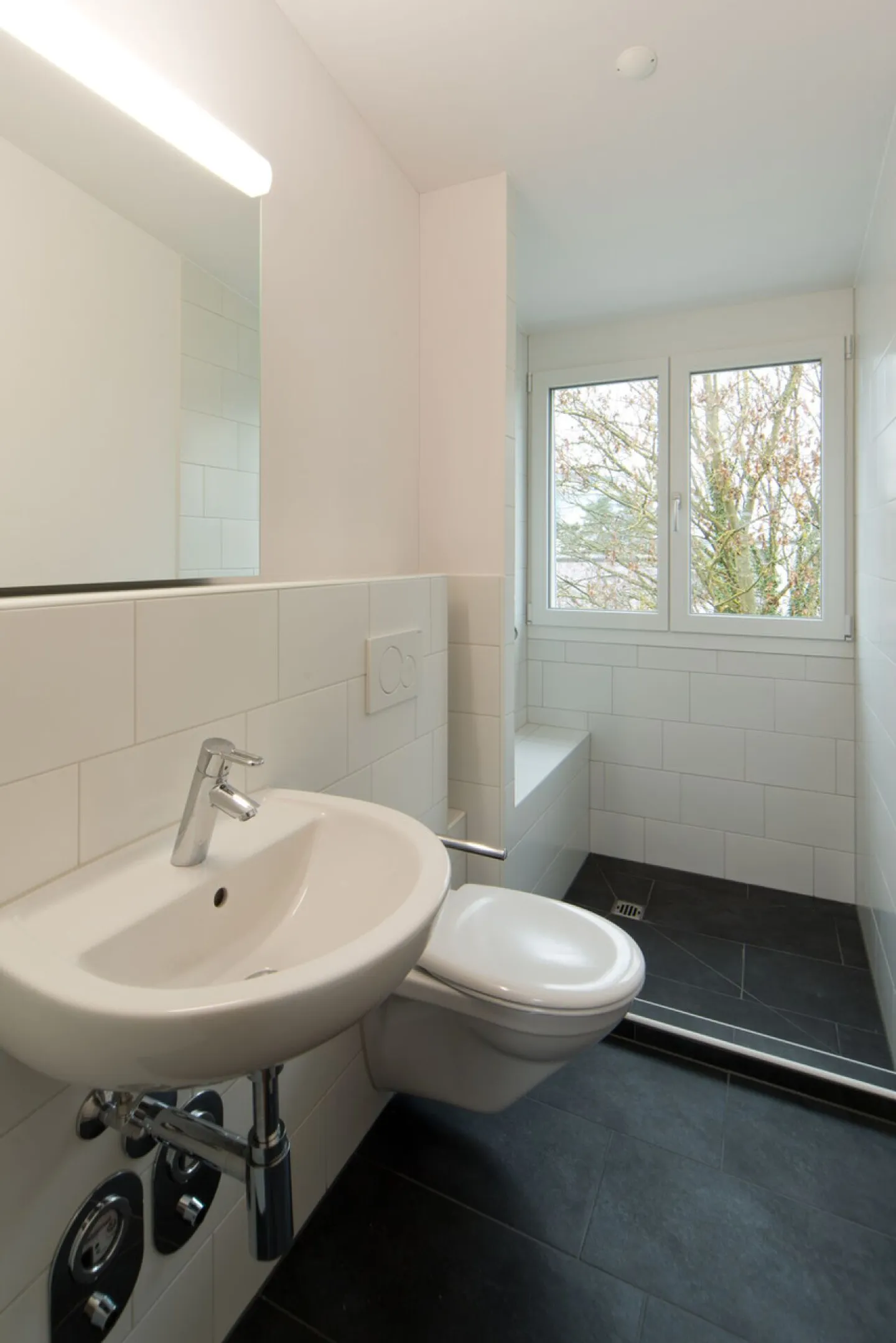 Appartamento 4.5 stanze ristrutturato con grande balcone - Foto 5 di 5