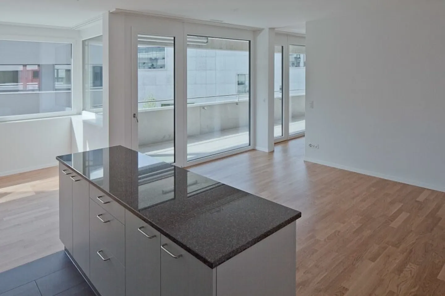 Vivere moderno in una posizione centrale - Foto 2 di 6