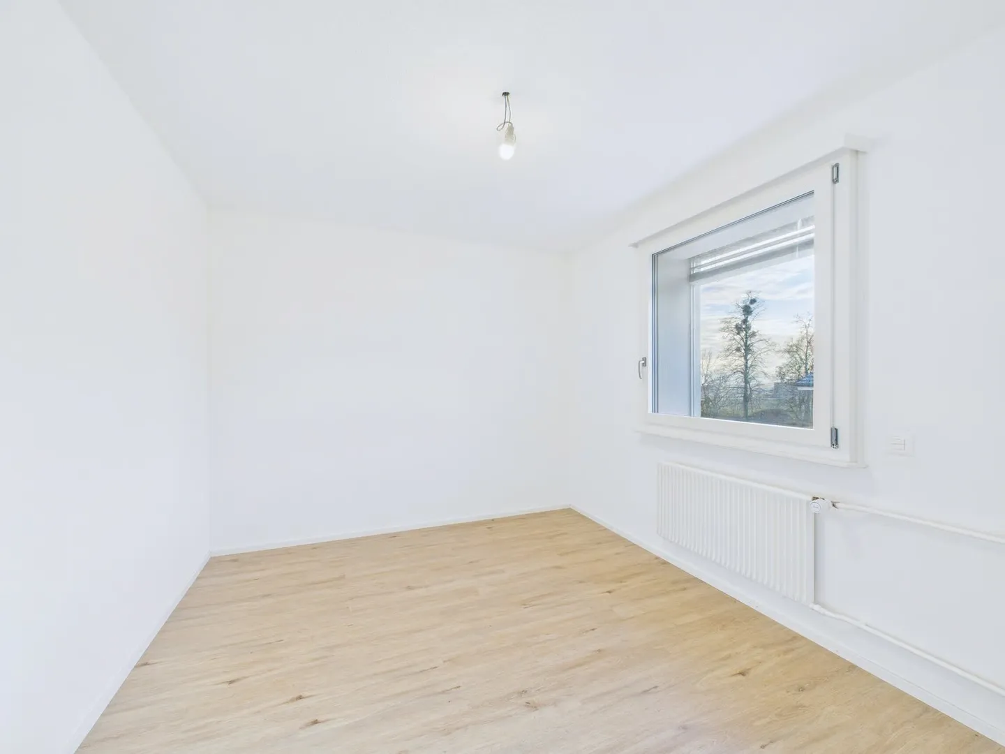Appartement spacieux avec parking - Photo 5 sur 8