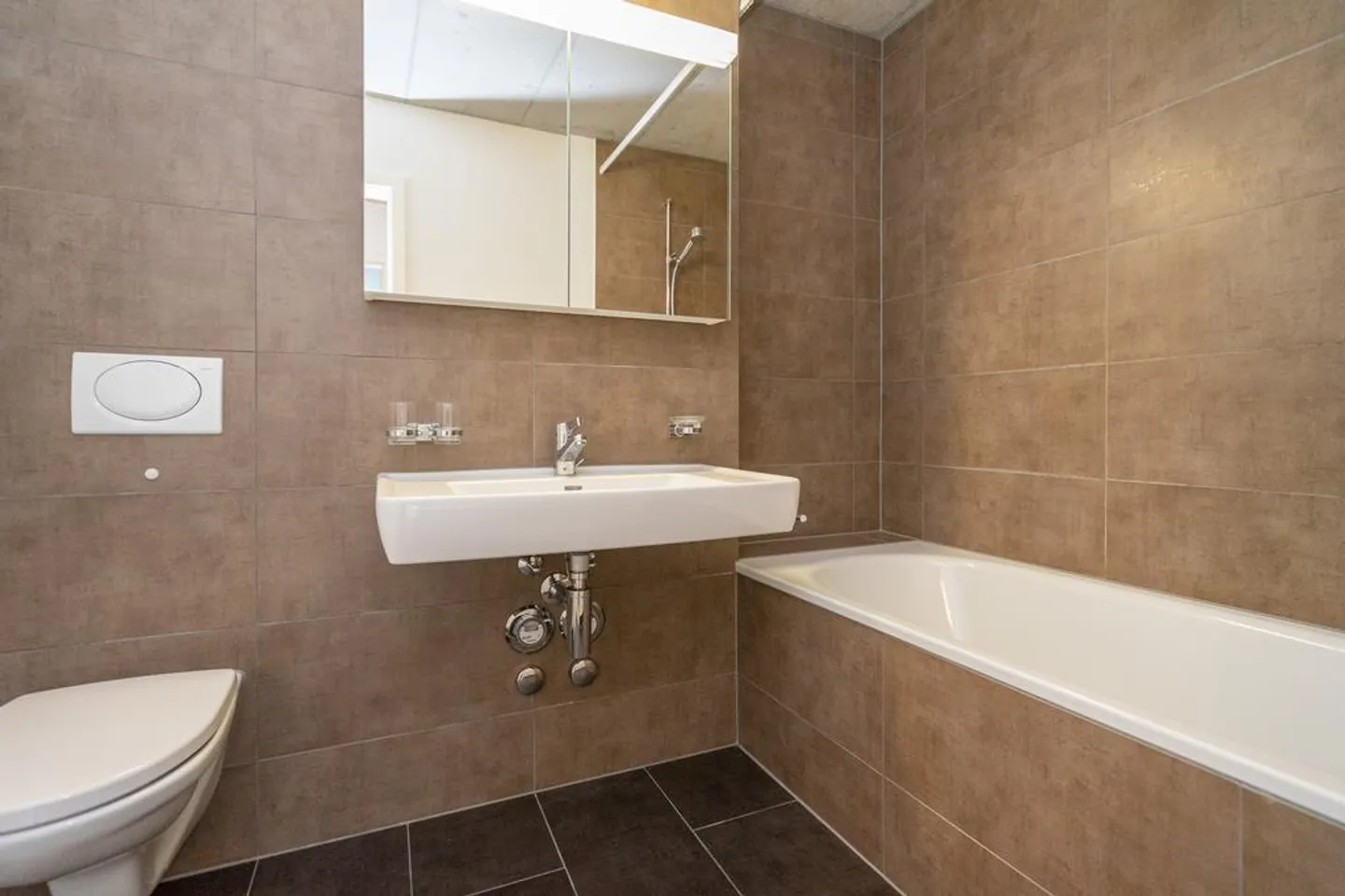 Attraktive 2.5-Zimmerwohnung im Herzen von Oensingen - Photo 8 of 10