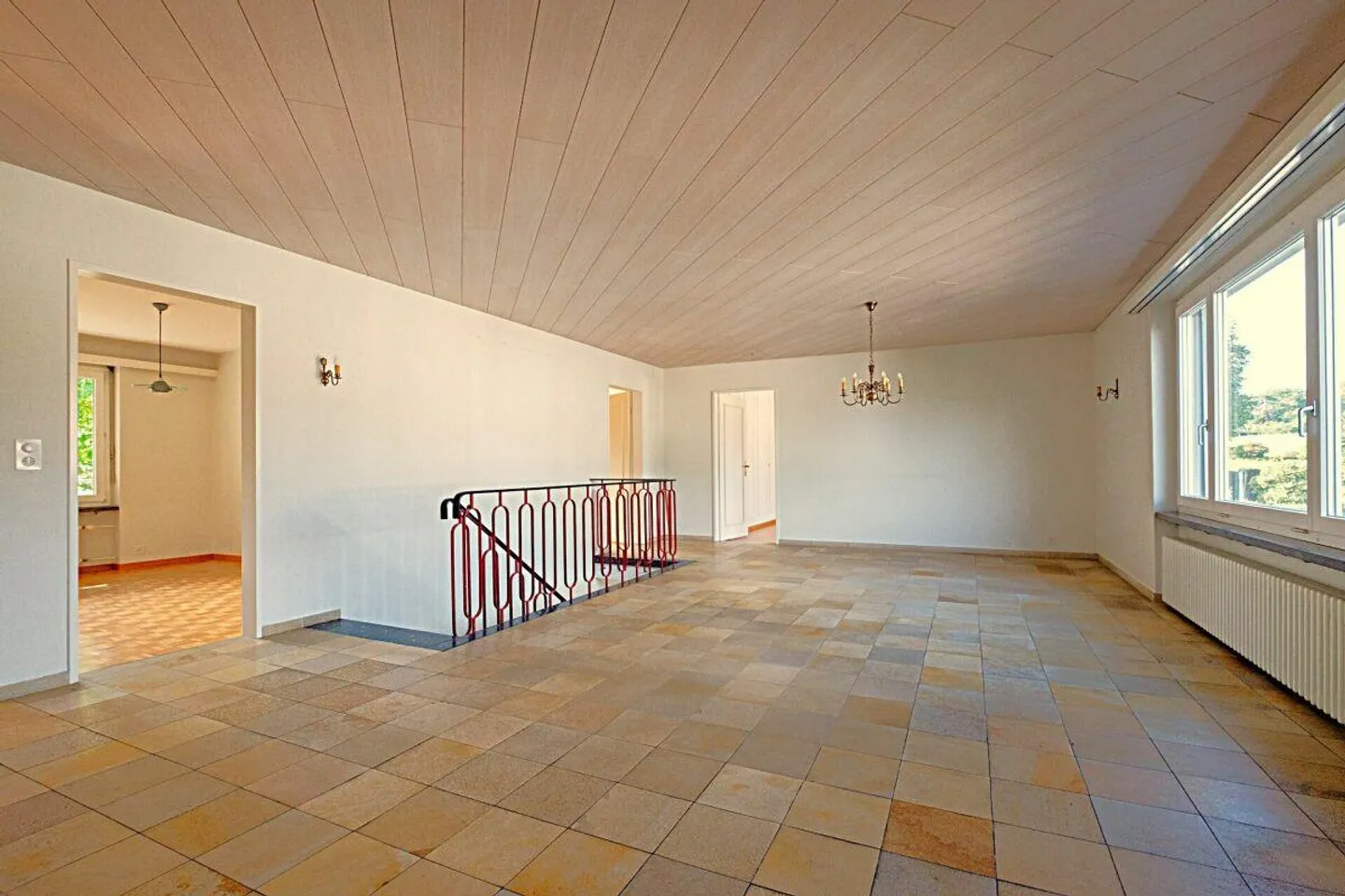 Exciting Residential House in Prime Location - Photo 6 of 19