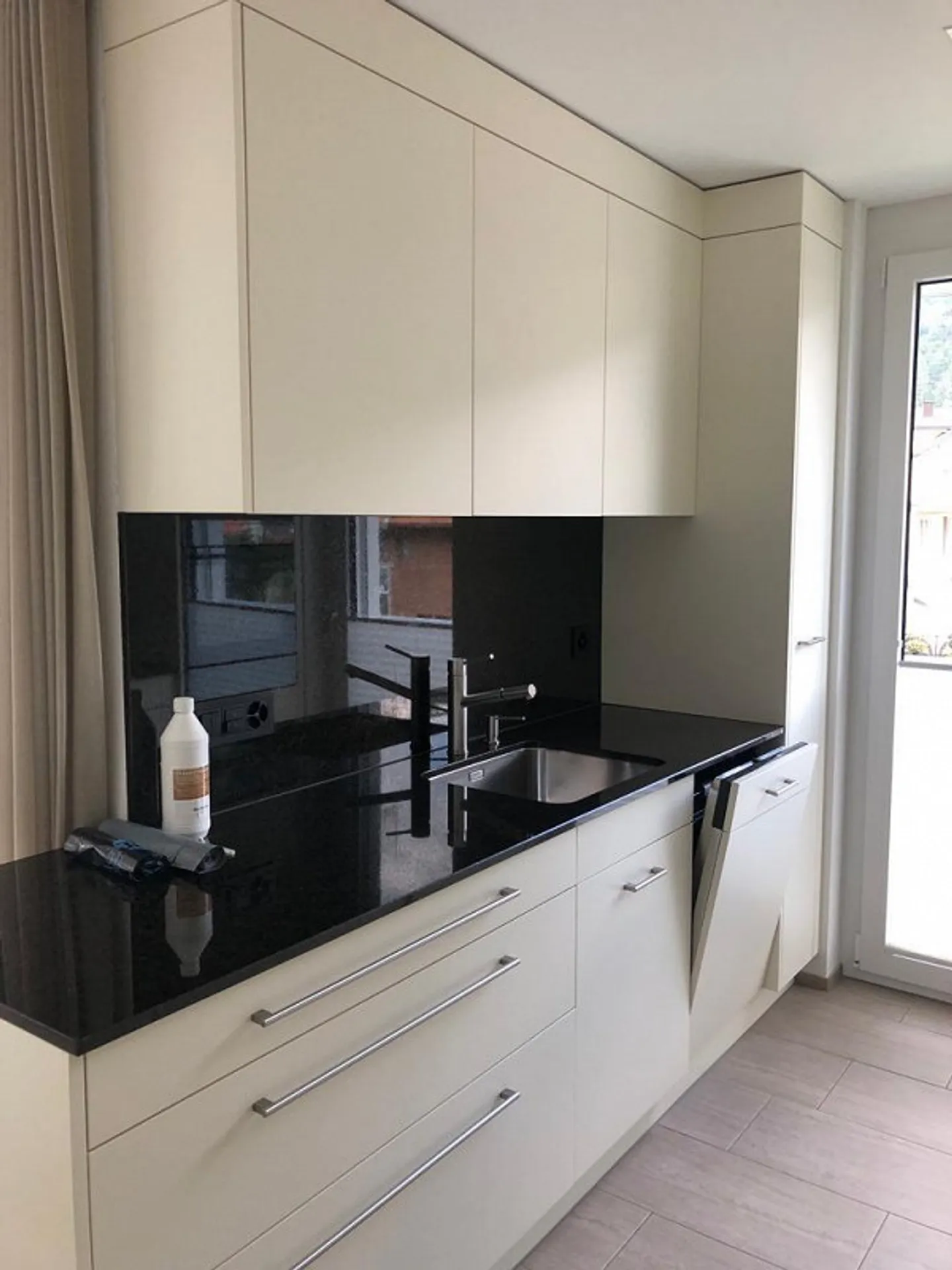 4.5 Room Apartment with Great View in Rhäzüns - Photo 6 of 12
