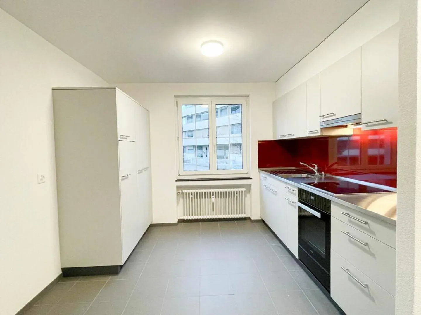 appartement charmant, fraîchement rénové dans un emplacement central à Frauenfeld - Photo 3 sur 8