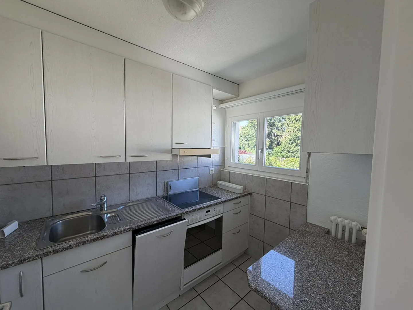 Appartement confortable de 3,5 pièces, 2ème étage - Photo 1 sur 5
