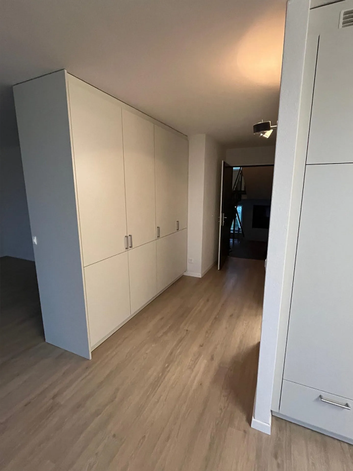 appartement lumineux et confortable - Photo 3 sur 4