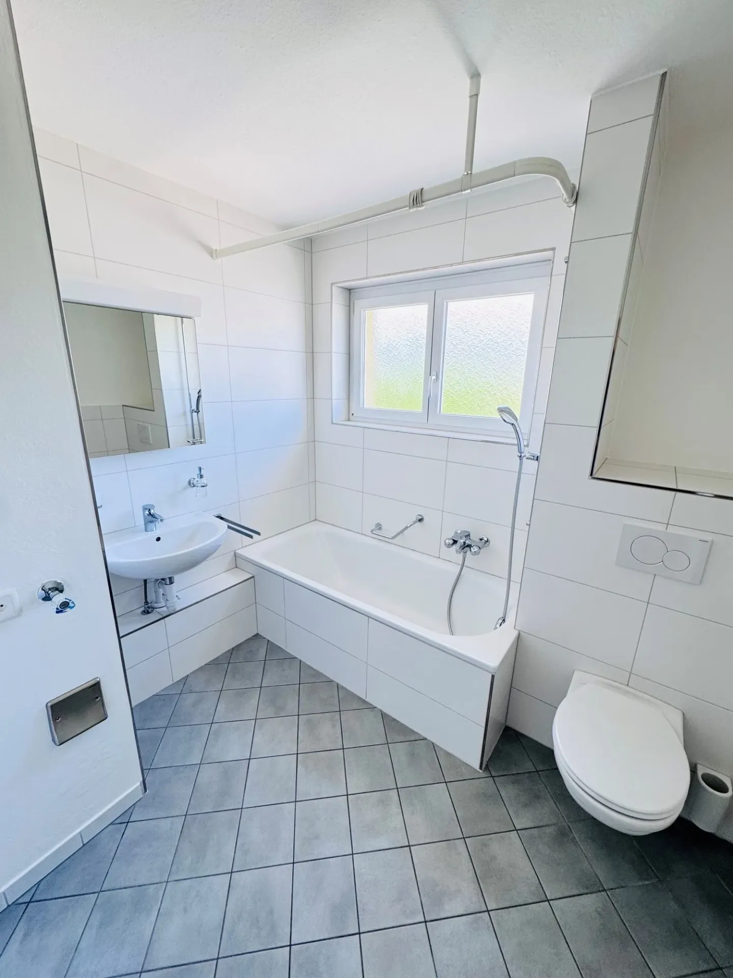 3-Zimmerwohnung mit Balkon / 4. OG mit Lift - Foto 1 di 7