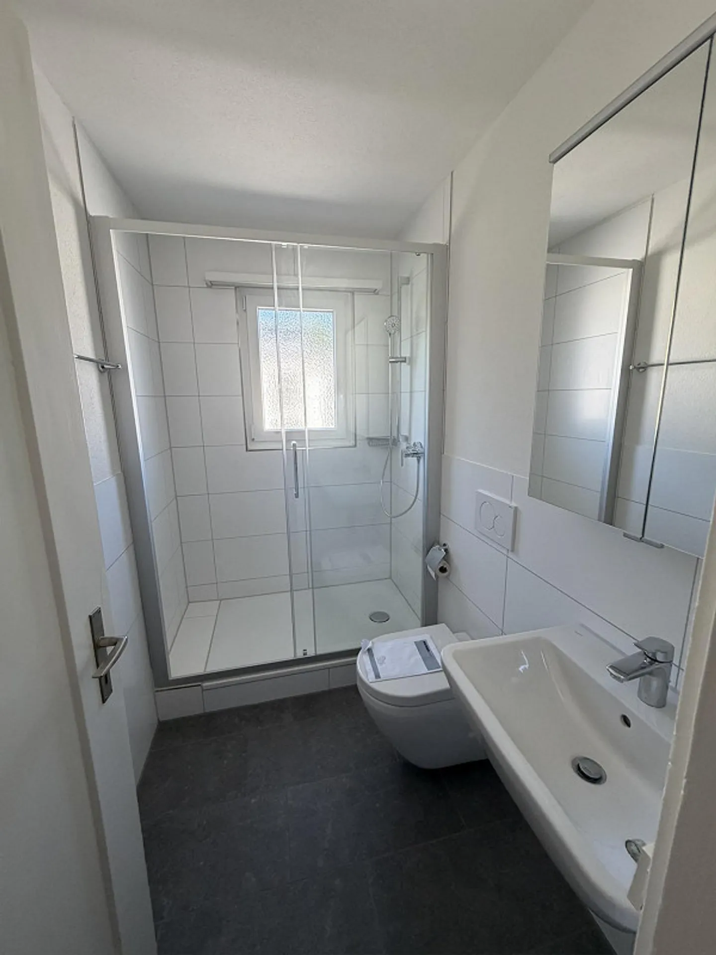 Appartement confortable de 3,5 pièces, 2ème étage - Photo 4 sur 5