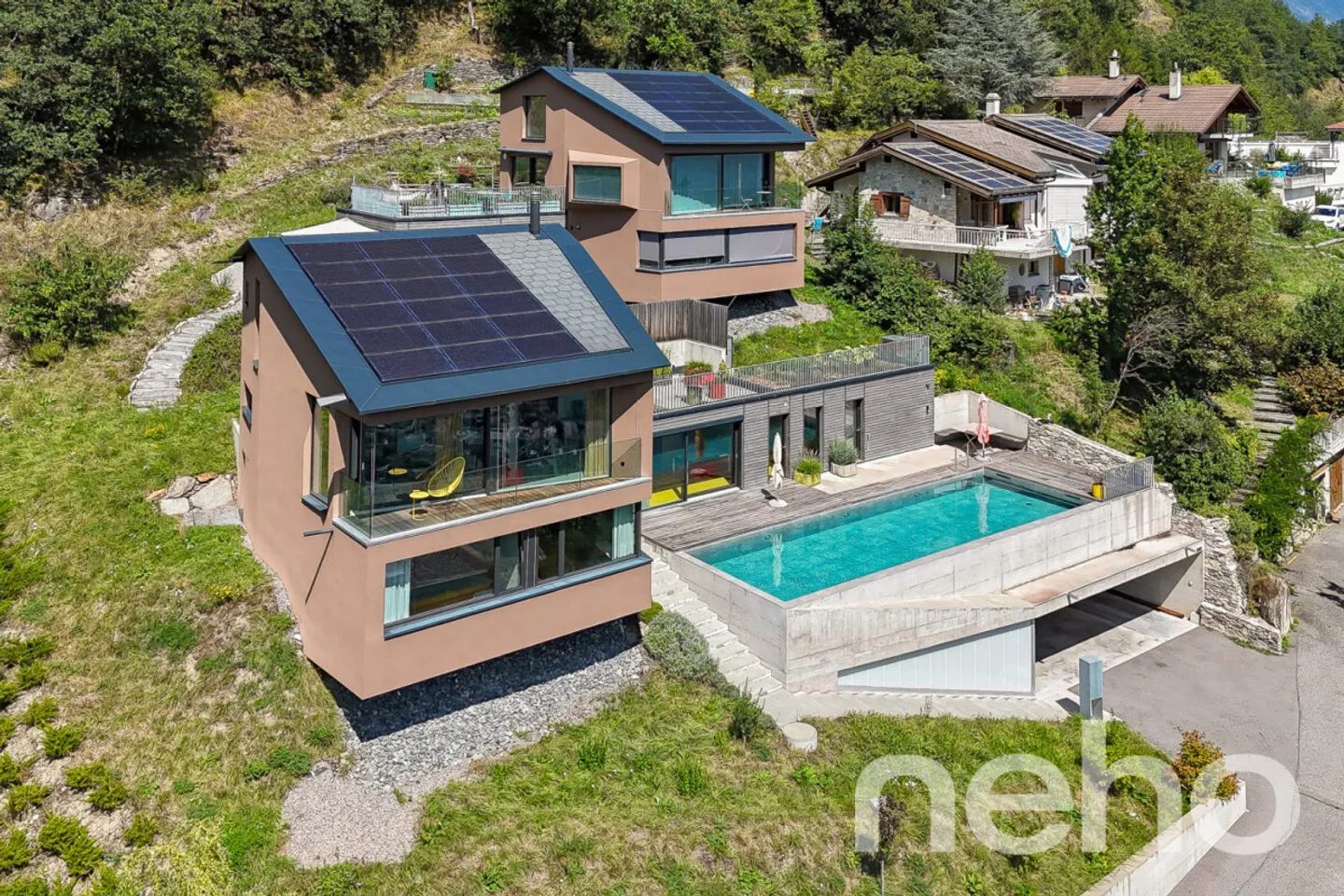 Villa d'architetto - Eleganza contemporanea con vista mozzafiato - Foto 1 di 13