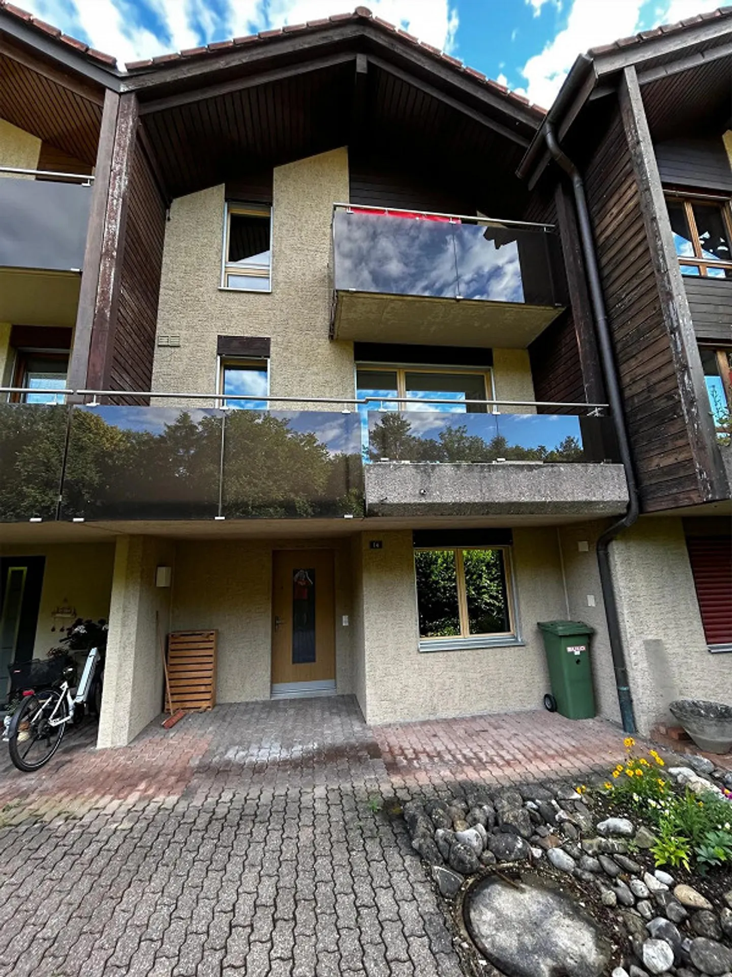 Casa a schiera di 5,5 stanze vicino al lago, Gwatt (Spiez) - Foto 1 di 27