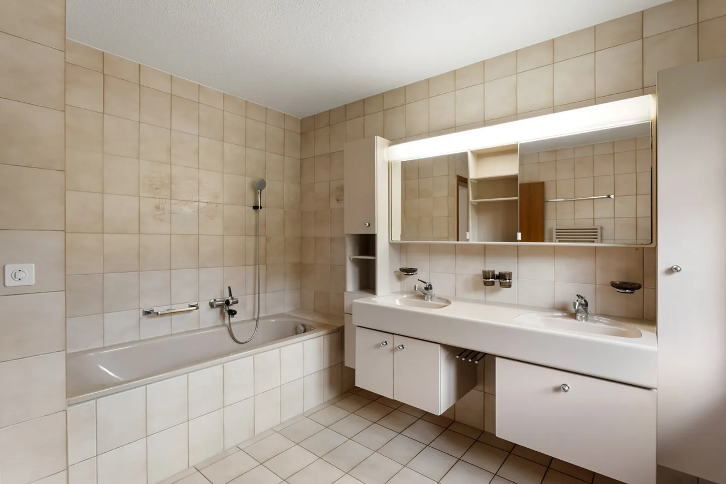 Arrive, Slow Down and Feel Good - Photo 6 of 8