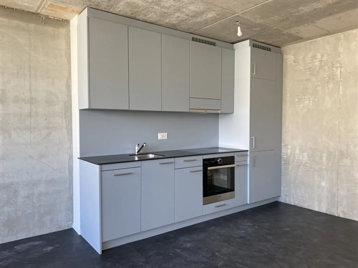 Moderna appartamento 2.5 camere al 1° piano - Foto 2 di 8