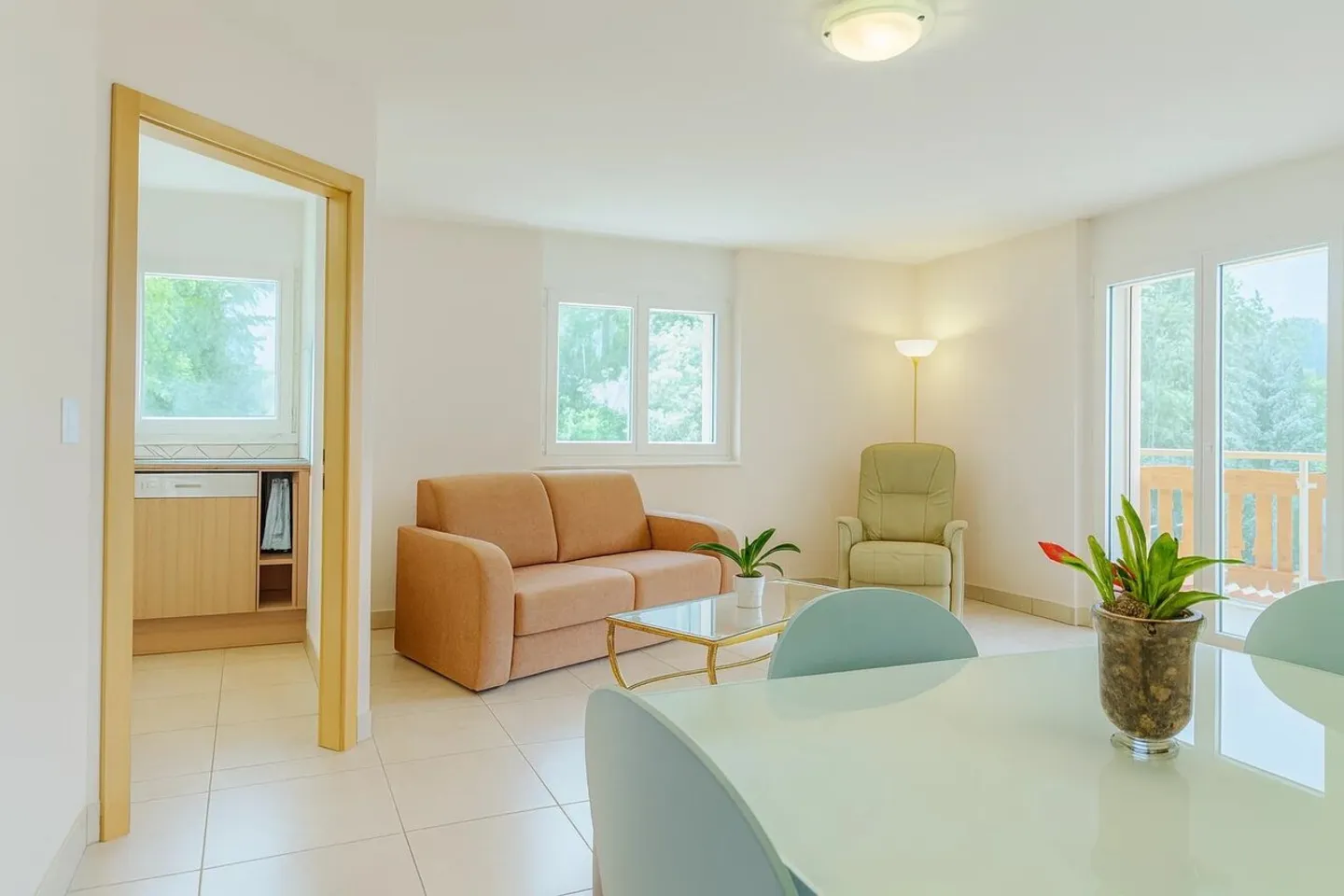 Residence with three apartments on the Crans-Montana golf course - Photo 11 of 13