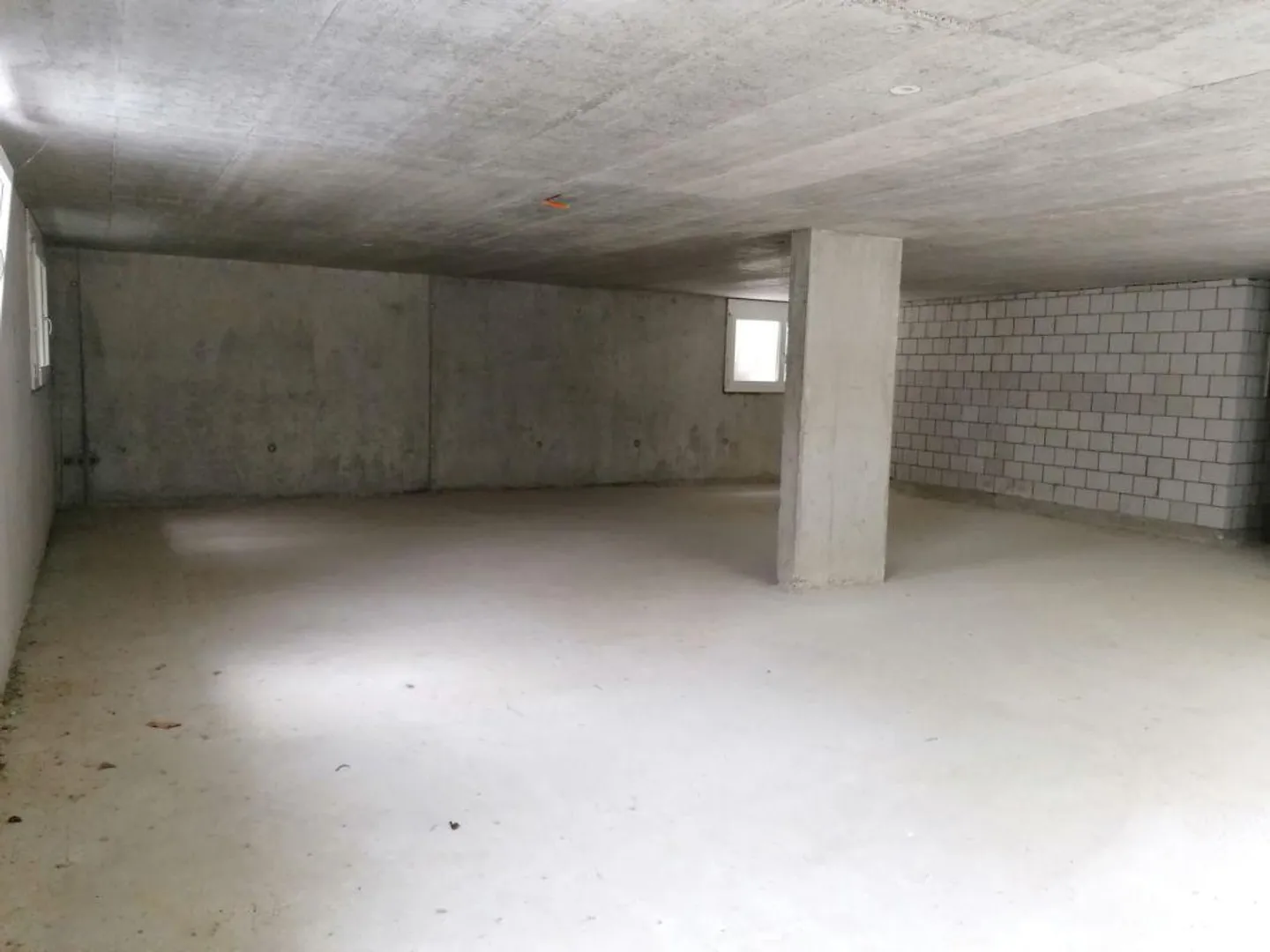 Ampio spazio di stoccaggio e hobby in una posizione comoda - Foto 5 di 6