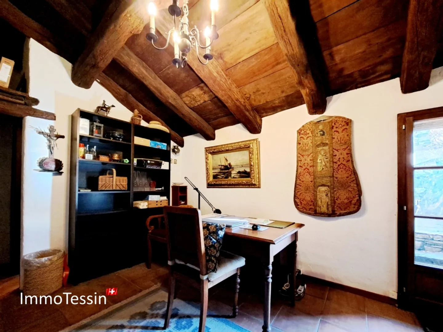 A Jewel in Brissago: The Historic Mill of Brissago Completely Converted into a Residential House - Photo 12 of 13