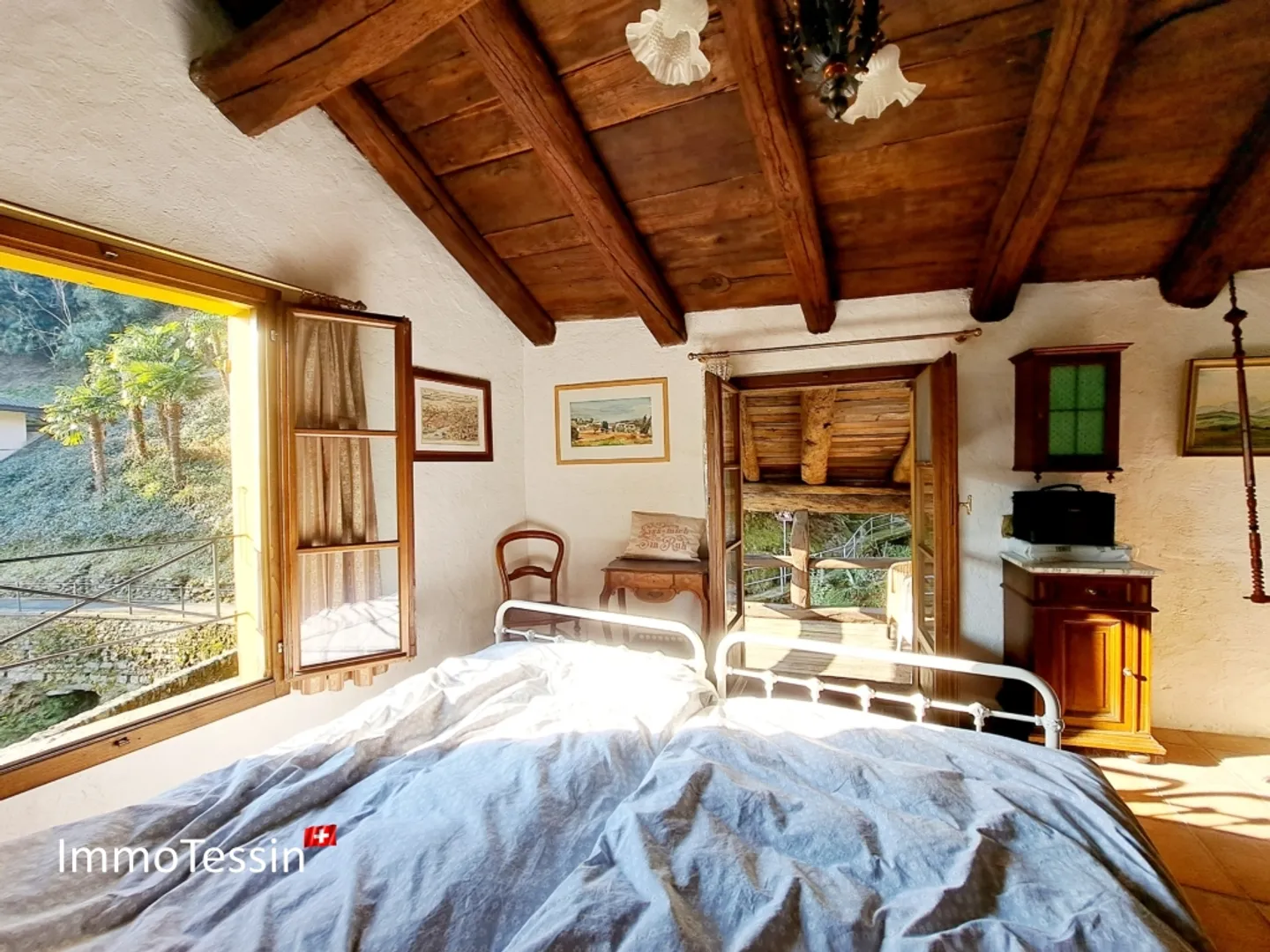 A Jewel in Brissago: The Historic Mill of Brissago Completely Converted into a Residential House - Photo 10 of 13