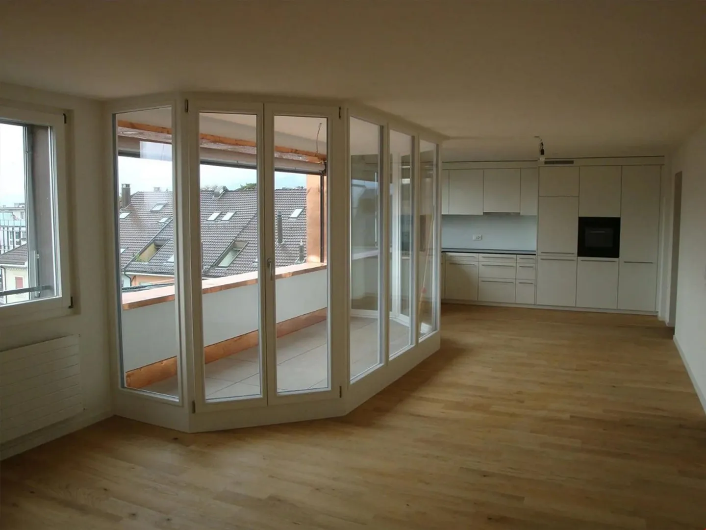 Über den Dächern von Solothurn - Dachwohnung wartet auf neue Mieter - Foto 2 di 7