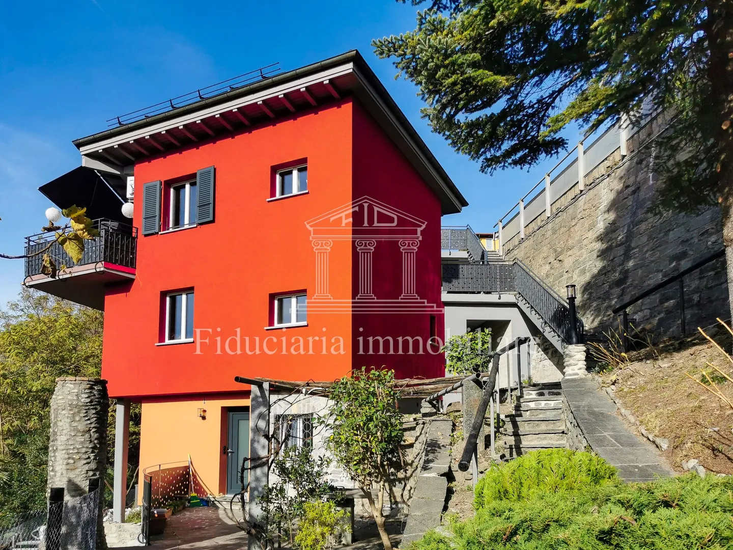 LOCARNO (SOLDUNO) - Tra natura e relax, proprietà con 3 appartamenti indipendenti affacciata sul fiume - Foto 1 di 11