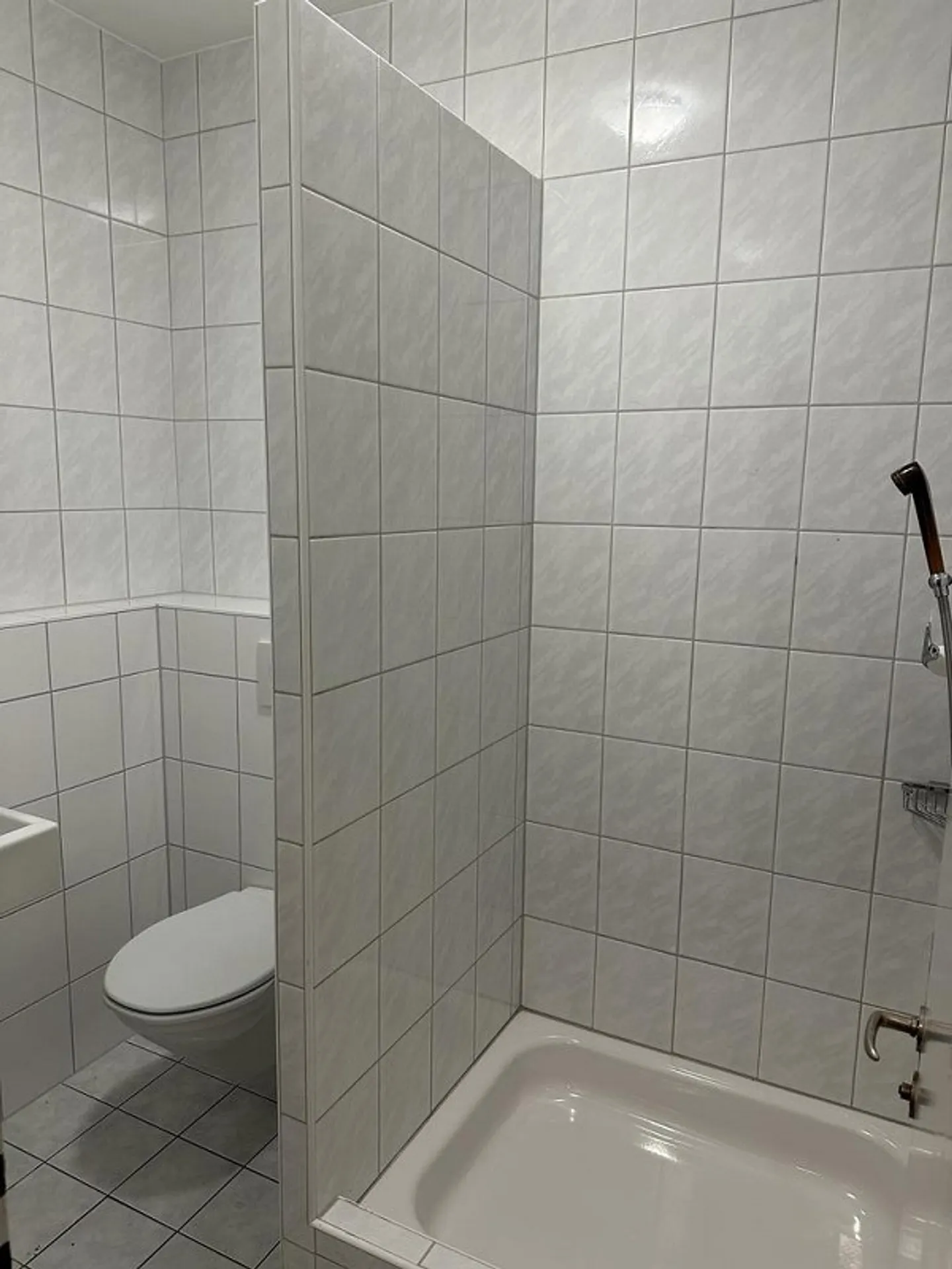 Attraktives Gewerbeobjekt direkt am Rhein - ca. 105 m2 in Birsfelden - Photo 8 of 9