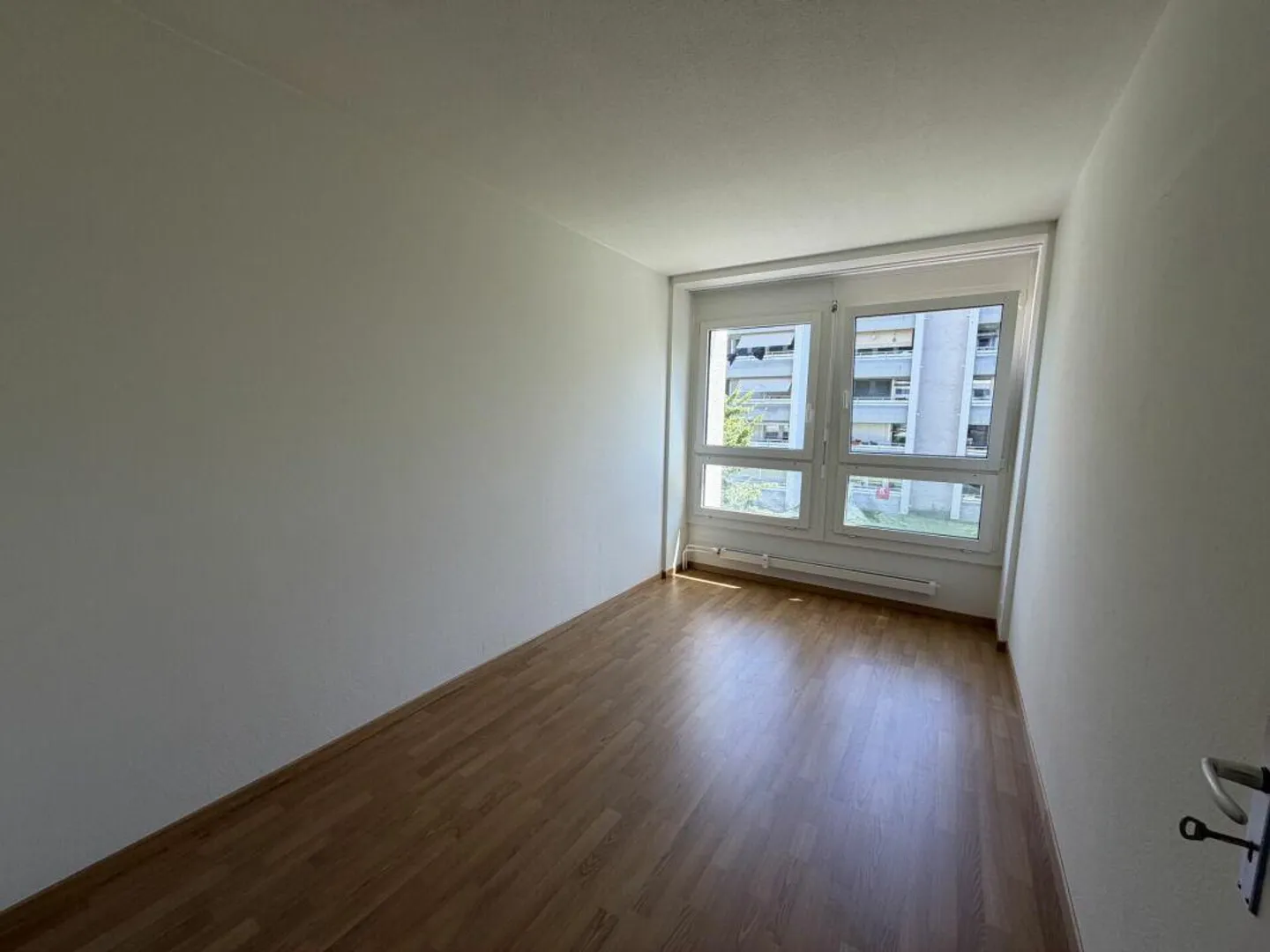 4.5 room apartment on the 1st floor in Laufen - Photo 6 of 12