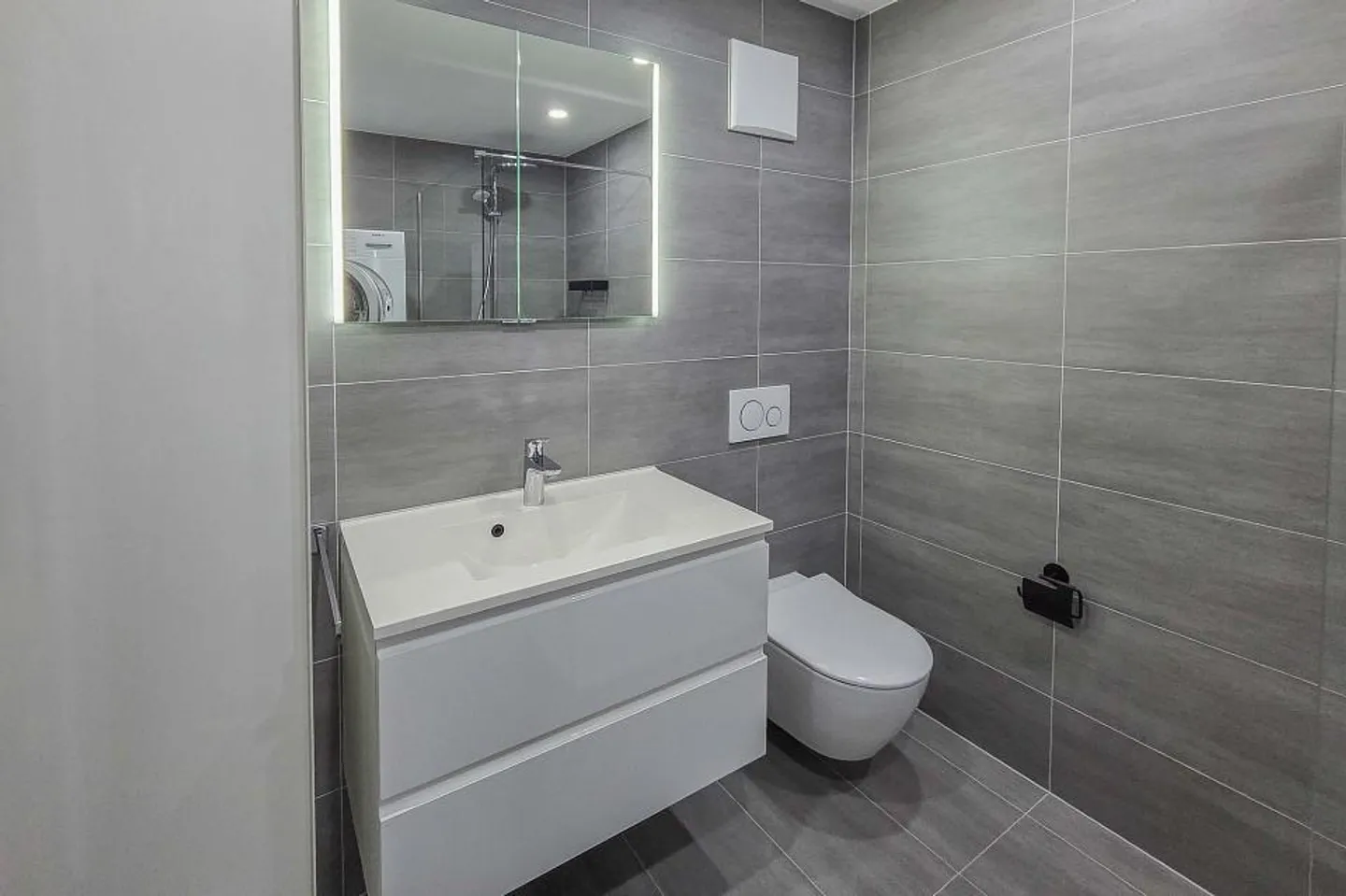Logement abordable ou bien d'investissement - Appartement rénové et lumineux de 3,5 pièces - Photo 7 sur 12
