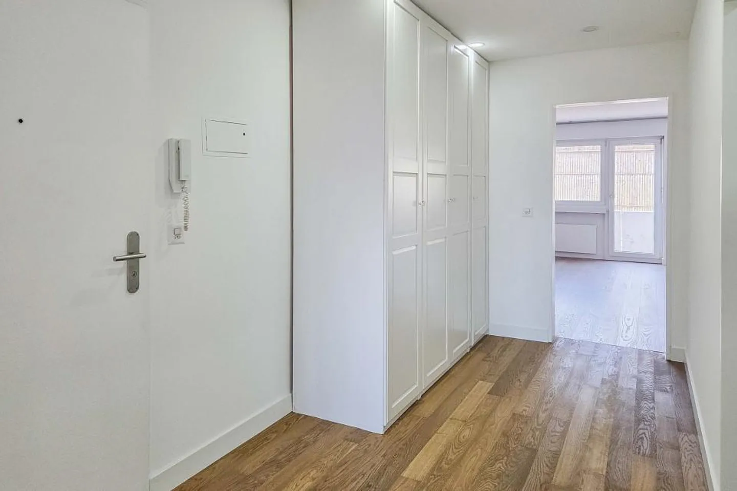 Logement abordable ou bien d'investissement - Appartement rénové et lumineux de 3,5 pièces - Photo 6 sur 12