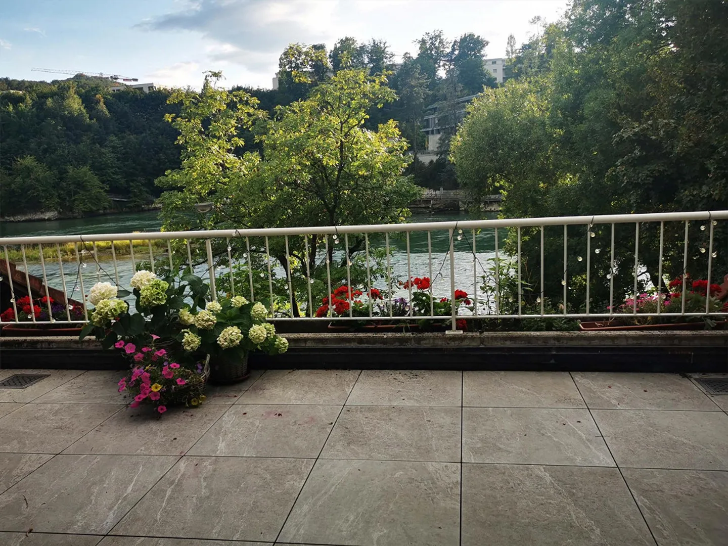4.5 Room Apartment Directly on the Aare, Near the Train Station - Photo 1 of 10