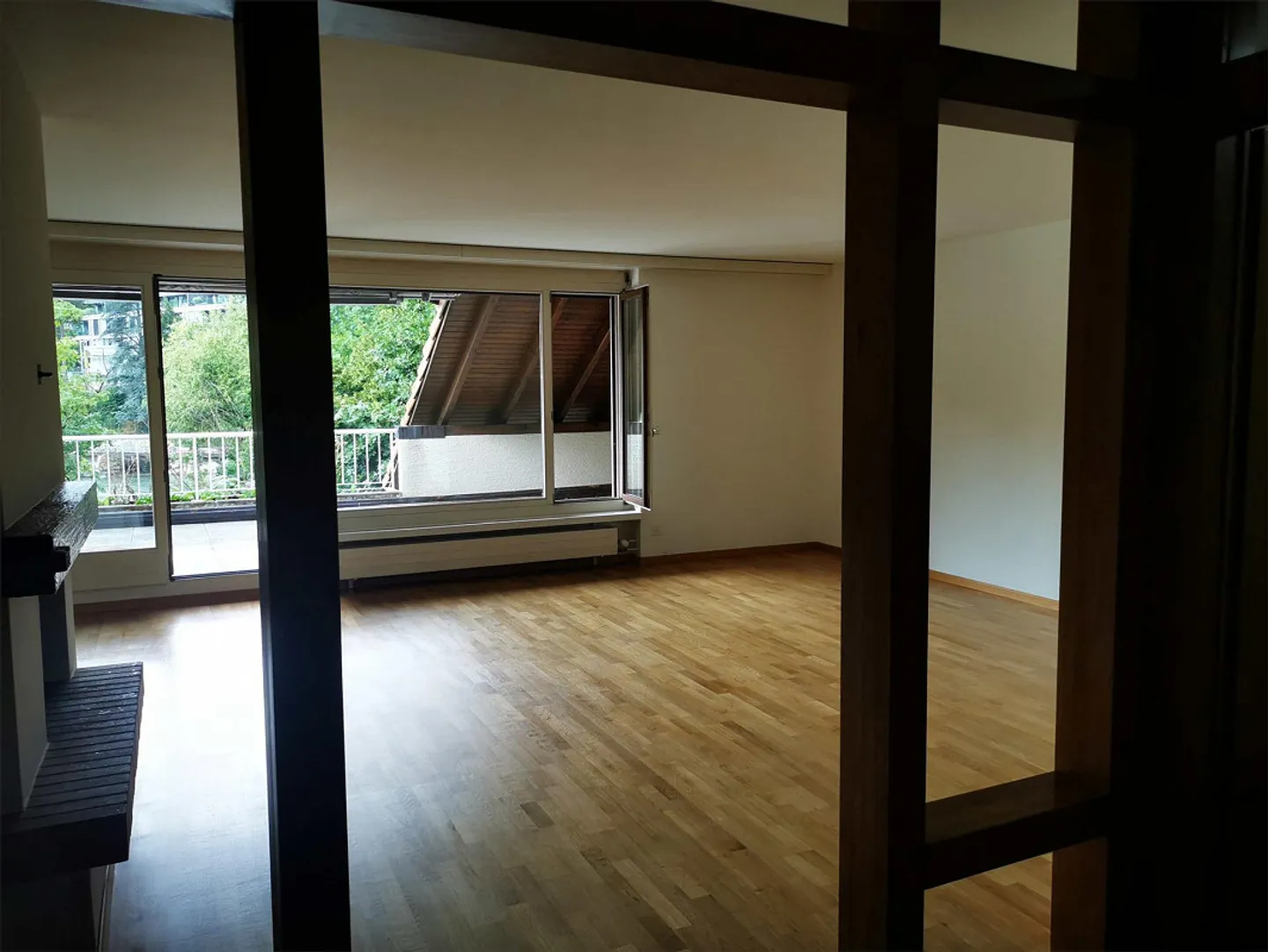 4.5 Room Apartment Directly on the Aare, Near the Train Station - Photo 2 of 10