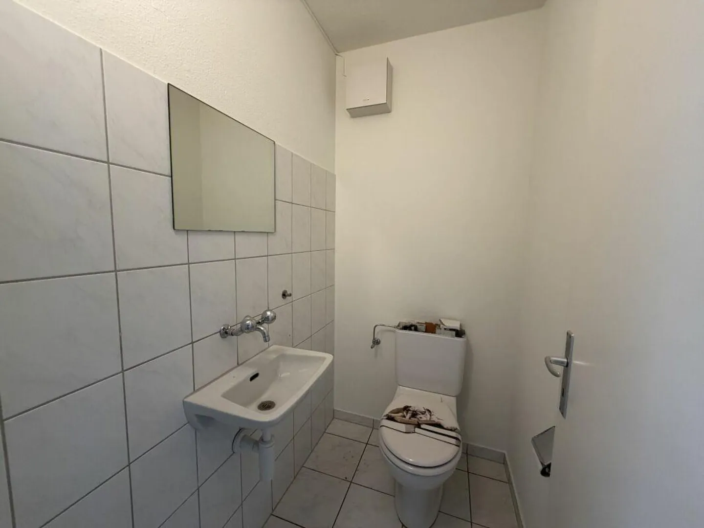4.5 room apartment on the 1st floor in Laufen - Photo 10 of 12