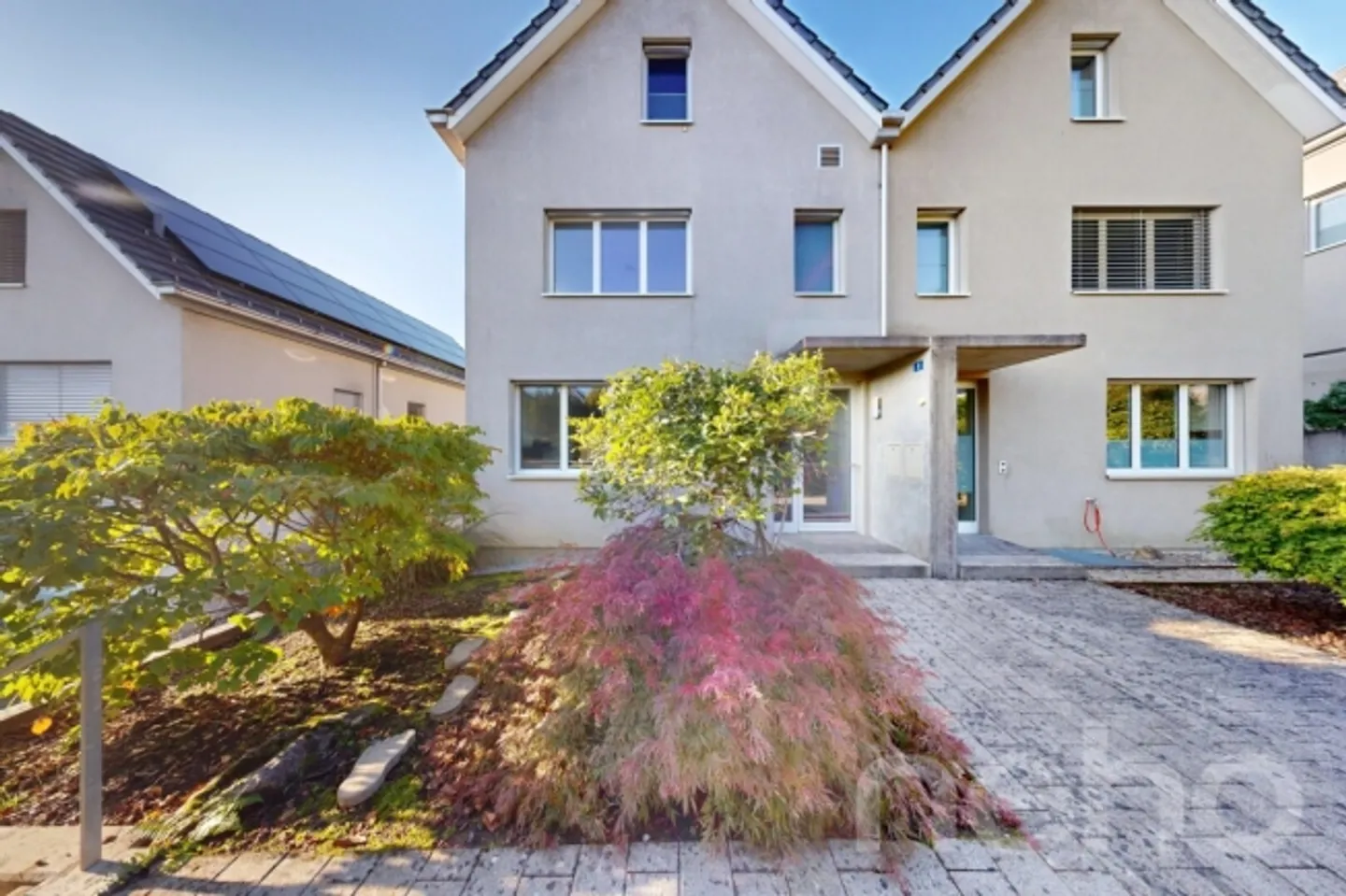 «Modernes 6.5-Zimmer-EFH in sonniger Lage mit pflegeleichtem Garten» - Foto 11 von 13