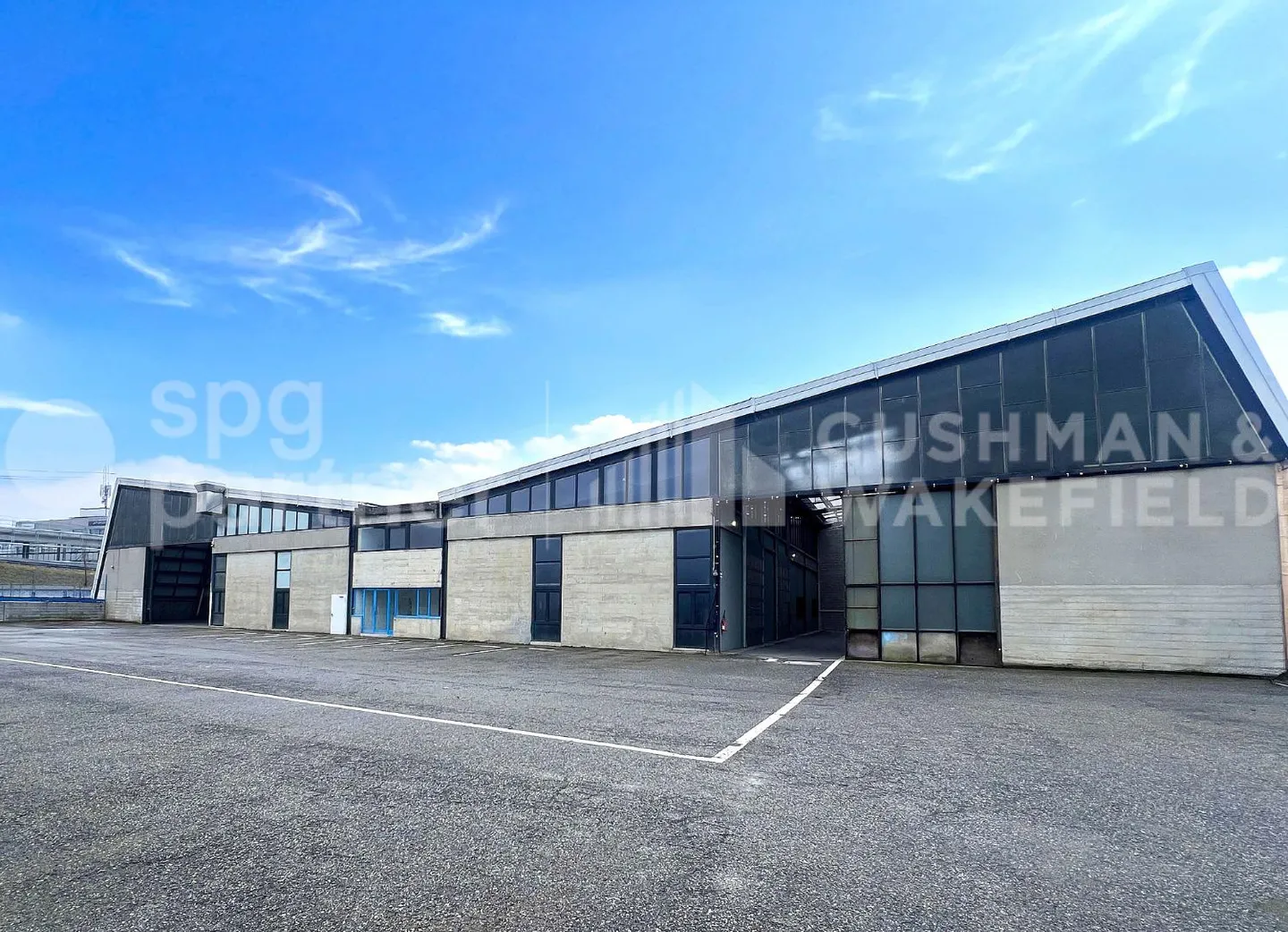 Spazio industriale e artigianale attrezzato di 1.470 m² a Petit-Lancy - Foto 1 di 13