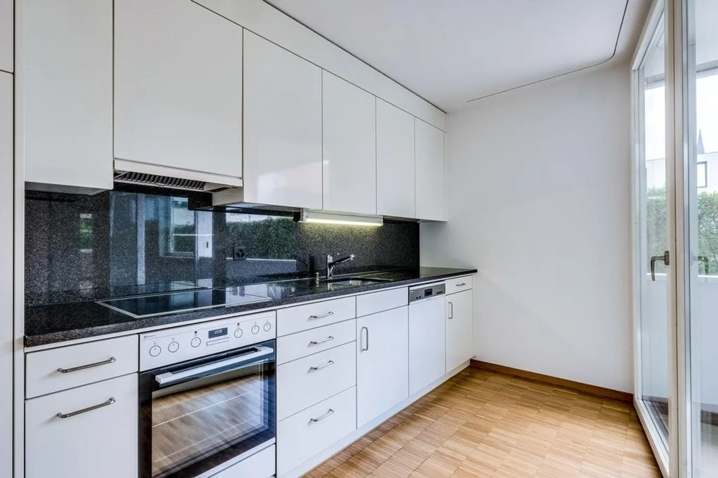 Appartamento moderno vicino al centro comunitario di Reinach - Foto 3 di 10