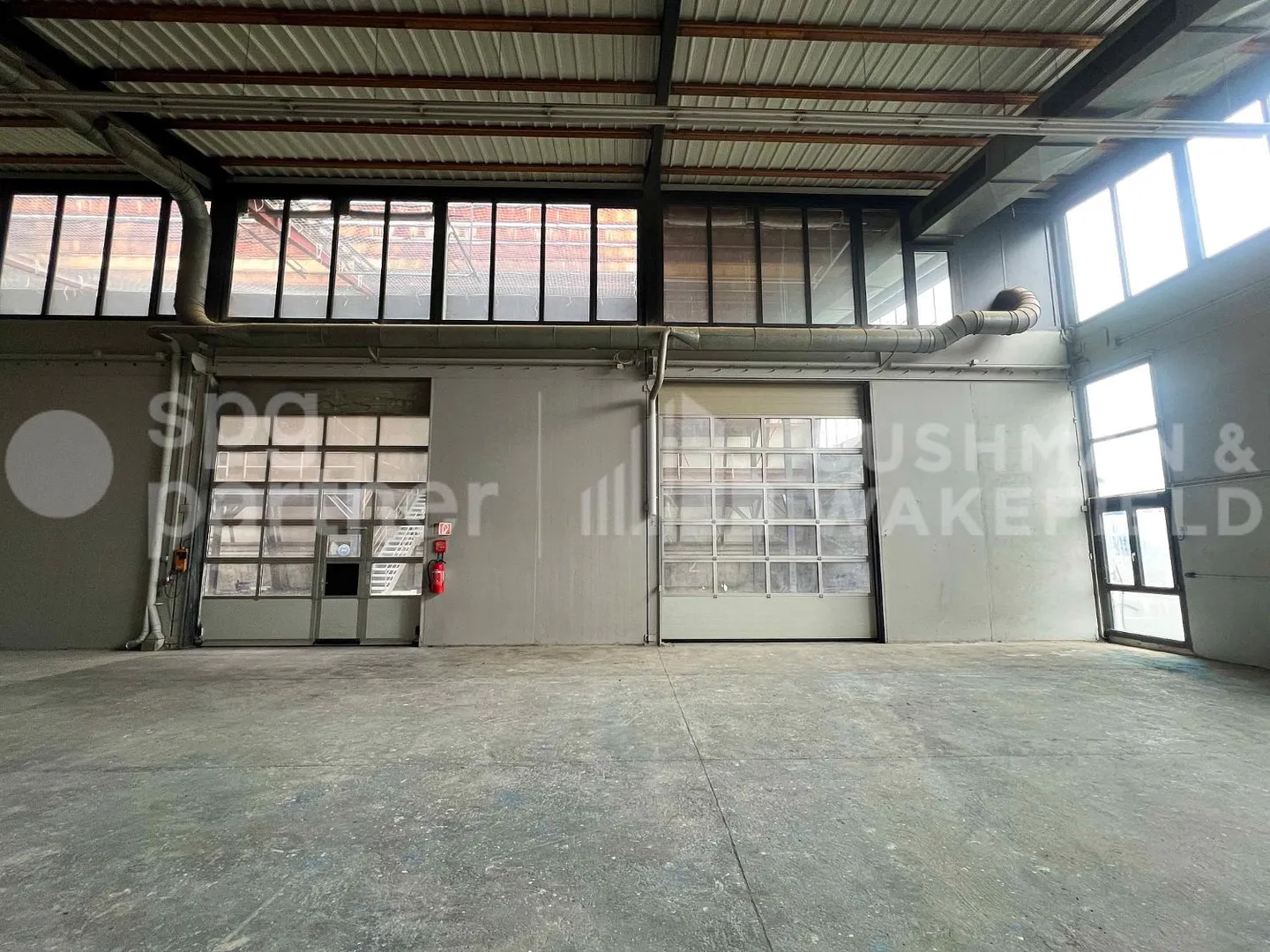Spazio industriale e artigianale attrezzato di 1.470 m² a Petit-Lancy - Foto 10 di 13