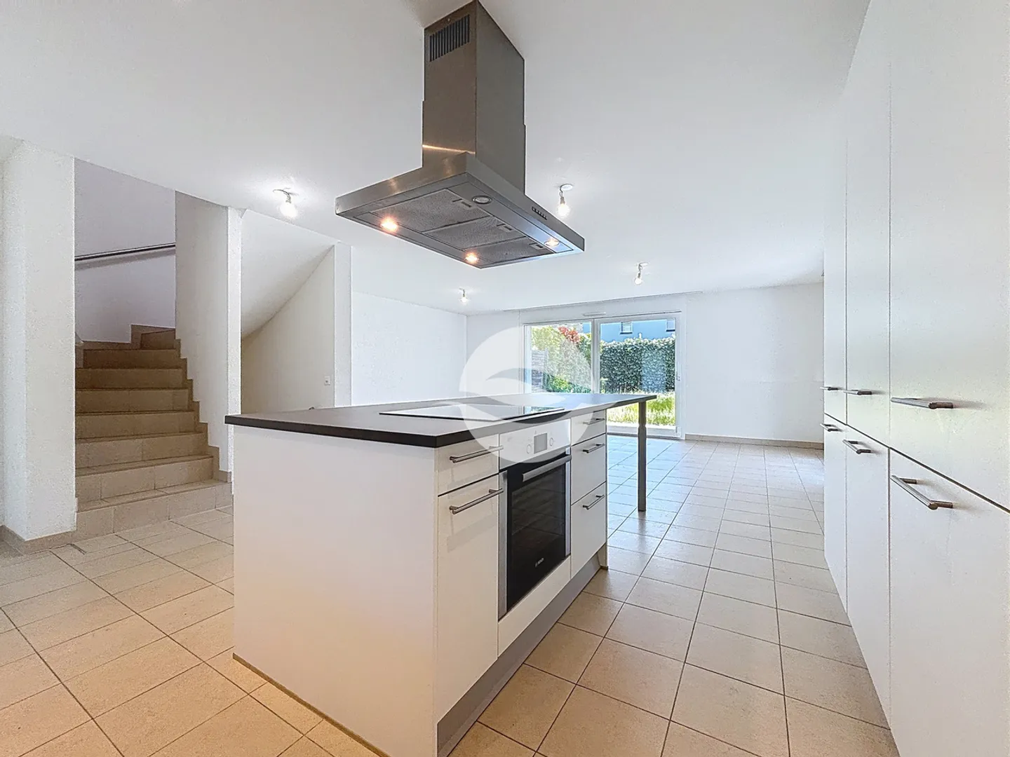 Semi-Detached House 8 Rooms - Photo 3 of 21