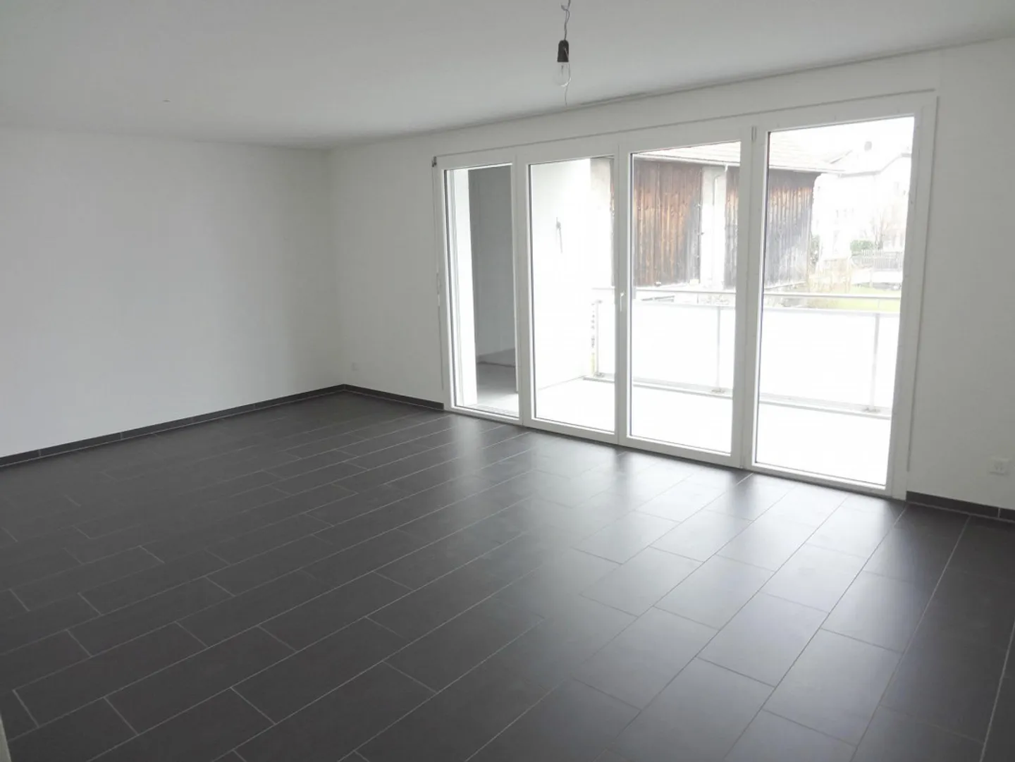 Modernes Apartment Nähe Stadt - Foto 7 von 7