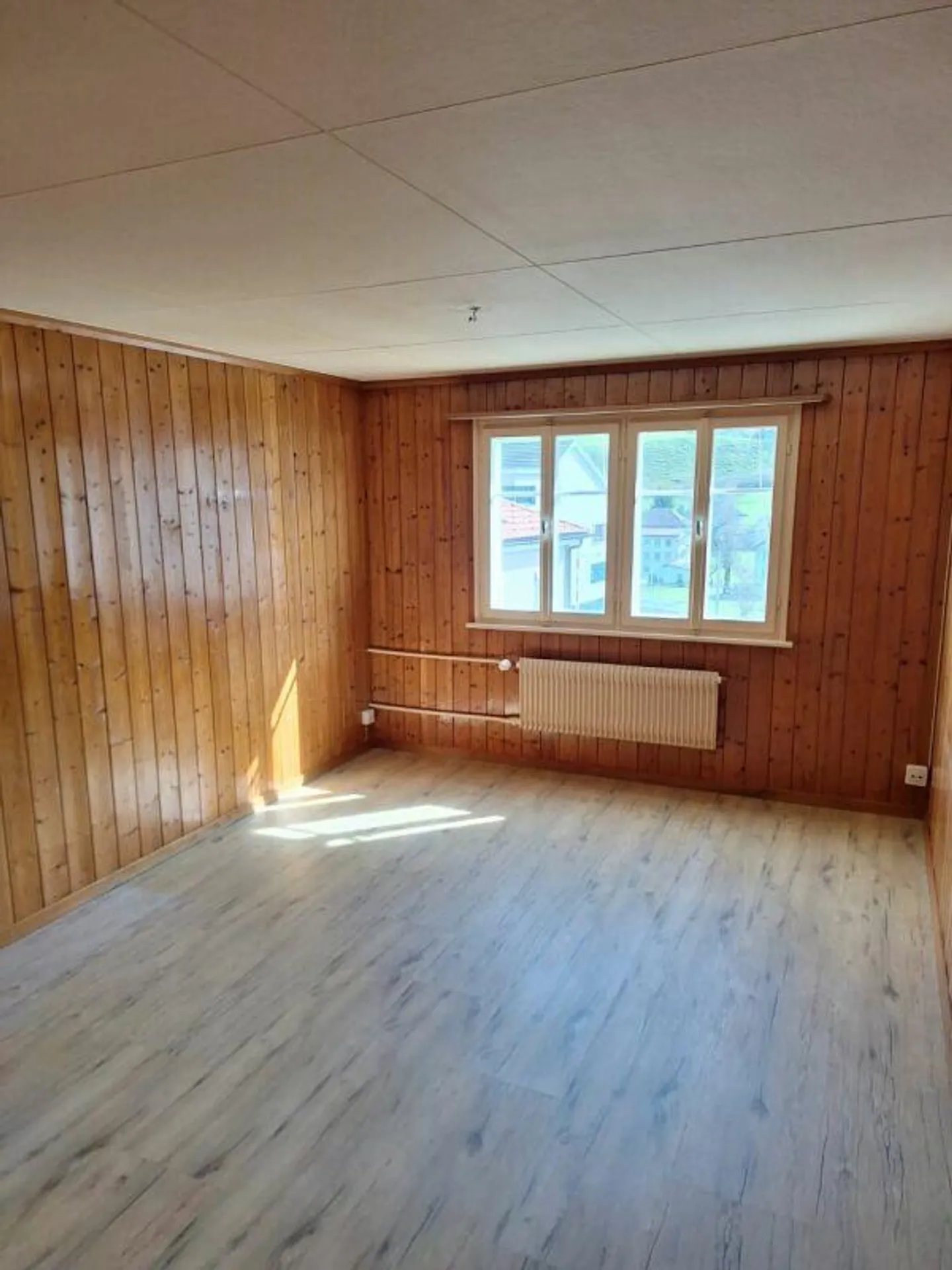 Appartamento accogliente di 3.5 stanze in affitto - Foto 3 di 10