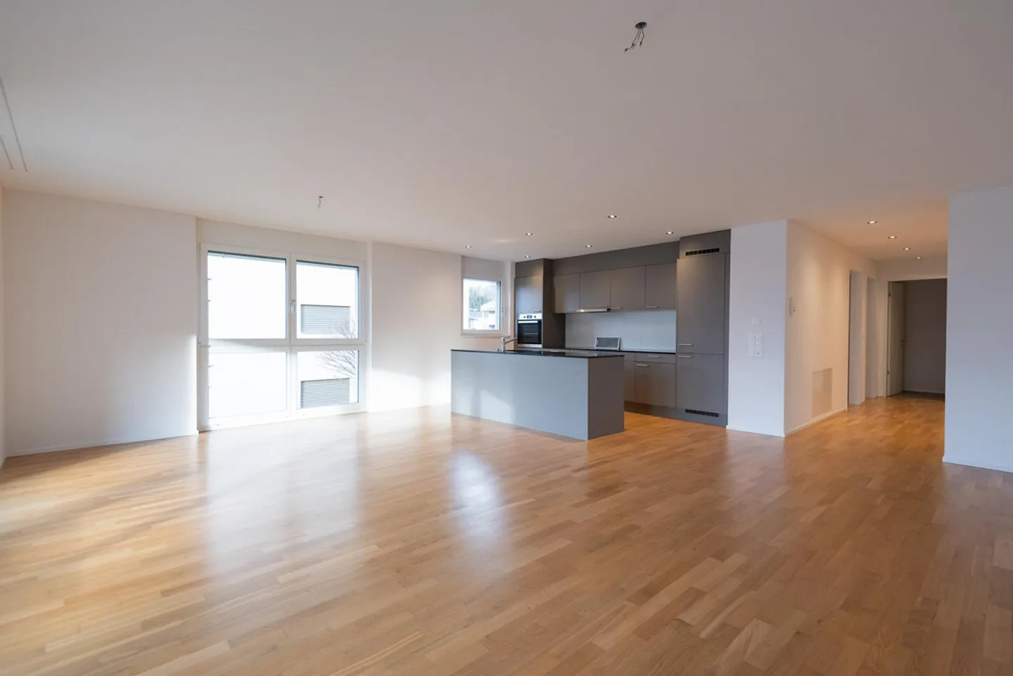 4.5-Room Apartment - Photo 7 of 11