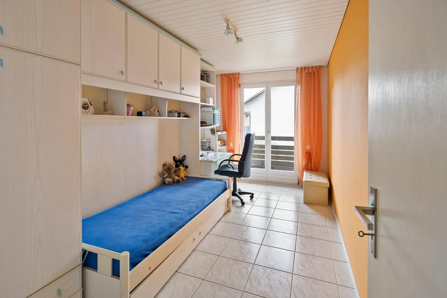 Familienfreundliches Haus mit Garten - Foto 11 von 13