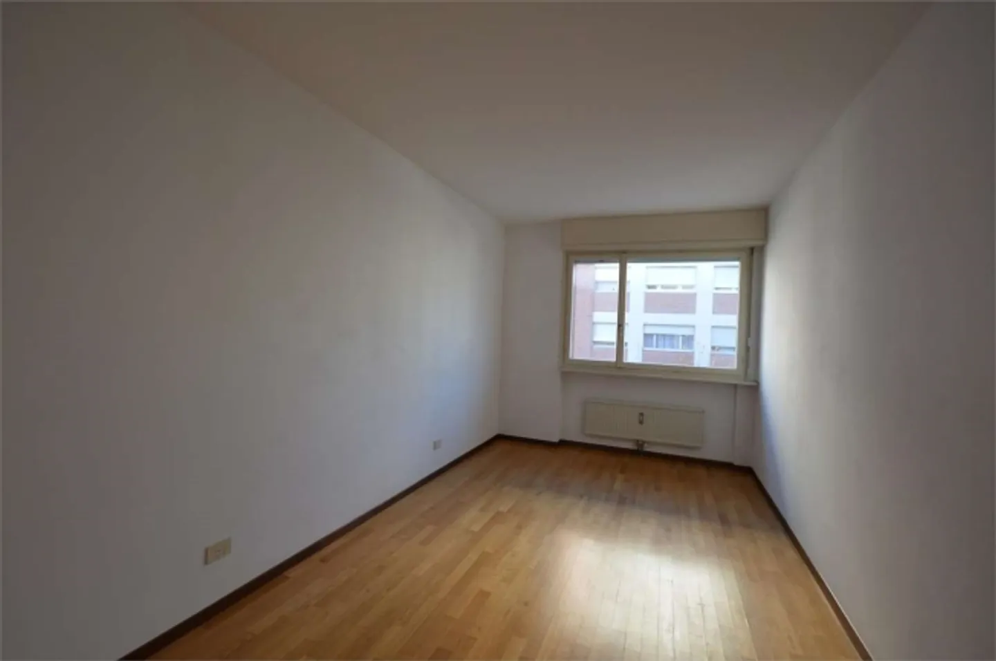 Appartement 2.5 pièces dans le centre-ville - Photo 7 sur 14