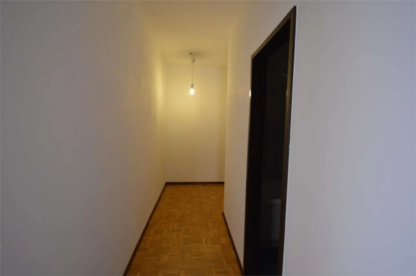 Appartement 2.5 pièces dans le centre-ville - Photo 13 sur 14