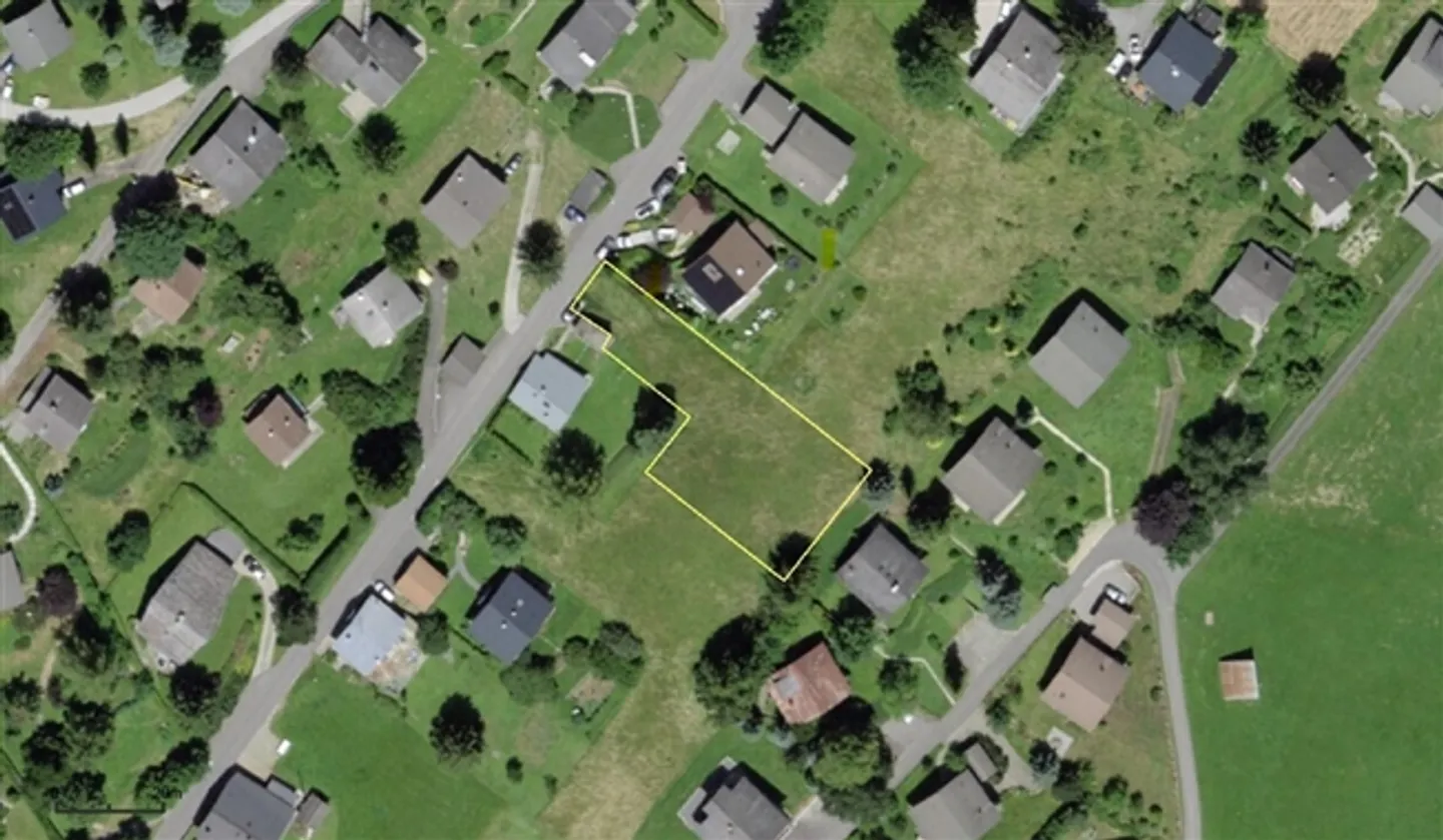 Terrain de construction spacieux et vue panoramique - Photo 3 sur 6