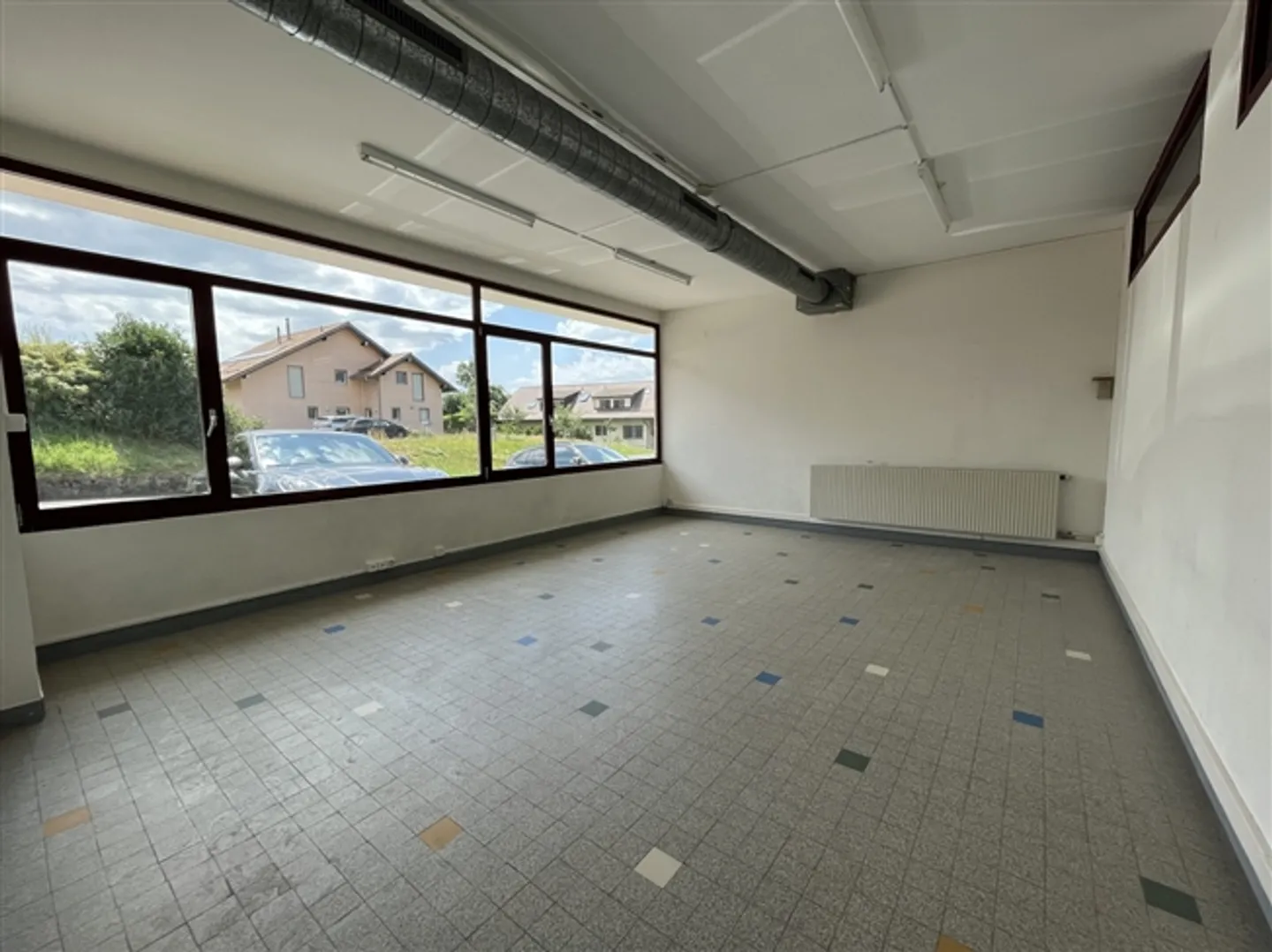 Commercial Spaces for Sale in the Center of Villars-Tiercelin - Photo 5 of 9