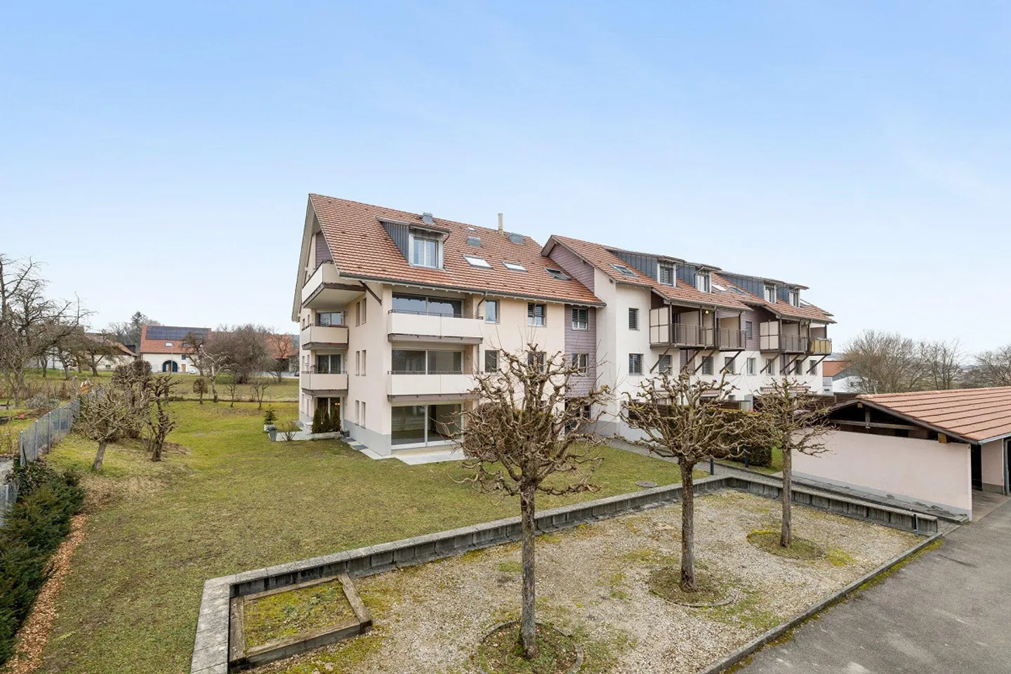 Appartamento Tranquillo con Grande Balcone - Foto 1 di 8