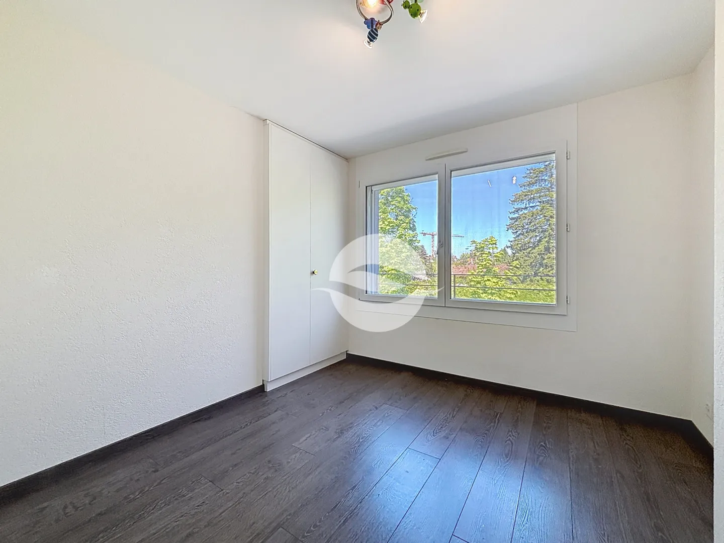 Semi-Detached House 8 Rooms - Photo 13 of 21