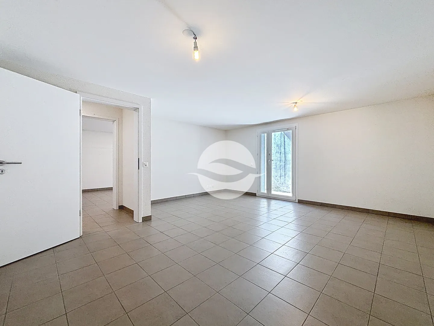 Semi-Detached House 8 Rooms - Photo 15 of 21