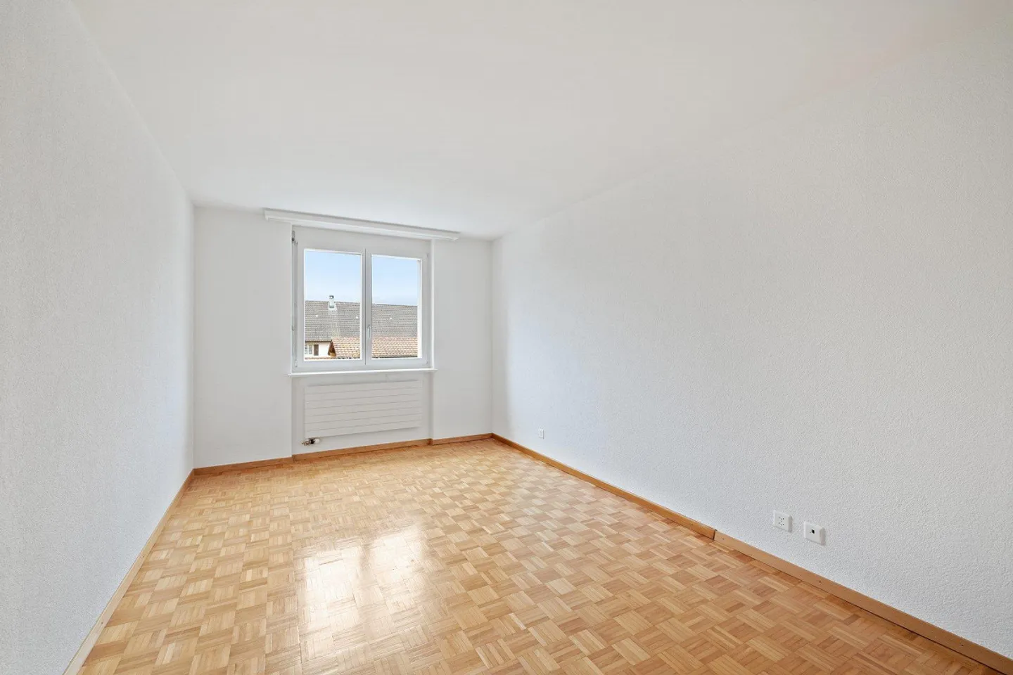 Appartamento Tranquillo con Grande Balcone - Foto 7 di 8