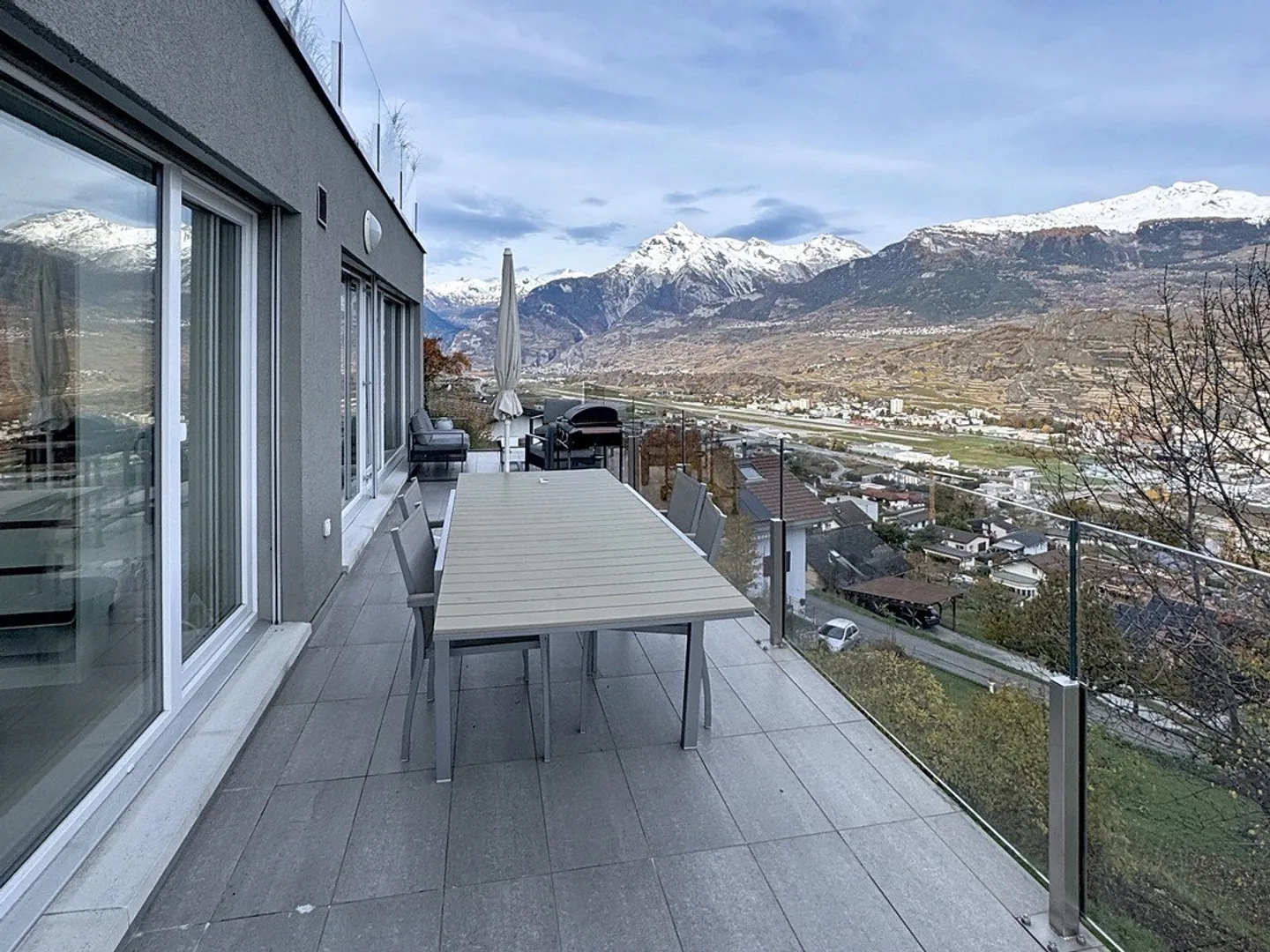 Salins, charmantes 3.5-Zimmer-Wohnung von 98m2 mit Terrasse und privatem Rasen von 64m2 - Foto 12 von 17