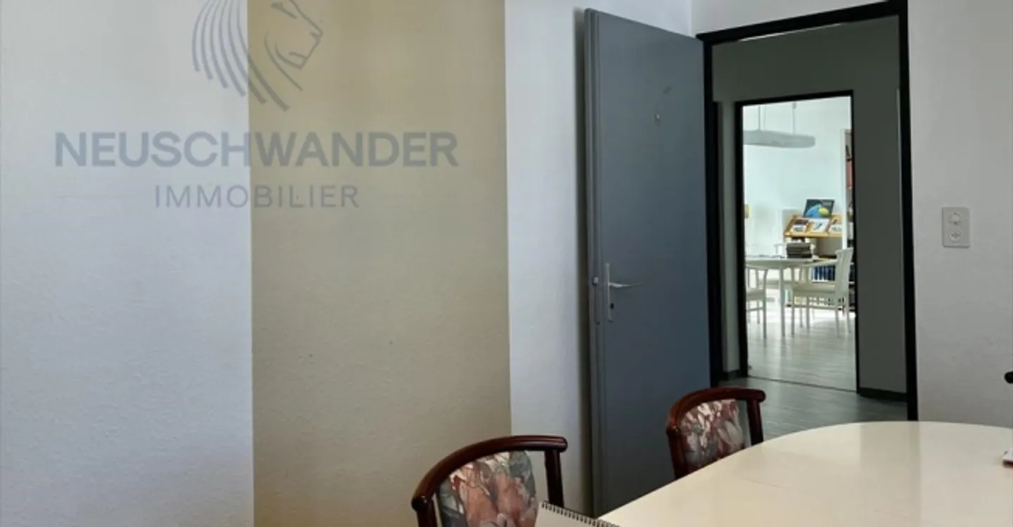 Office space for rent - Photo 4 of 13