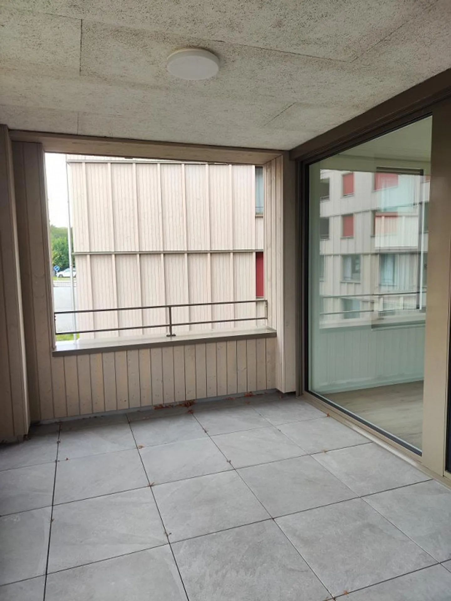 PREMIÈRE OCCUPATION - appartement central de 4,5 pièces au standard de propriété ! - Photo 10 sur 12