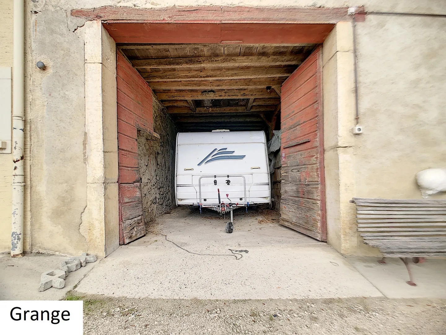 Charming Vineyard Estate - Photo 9 of 13